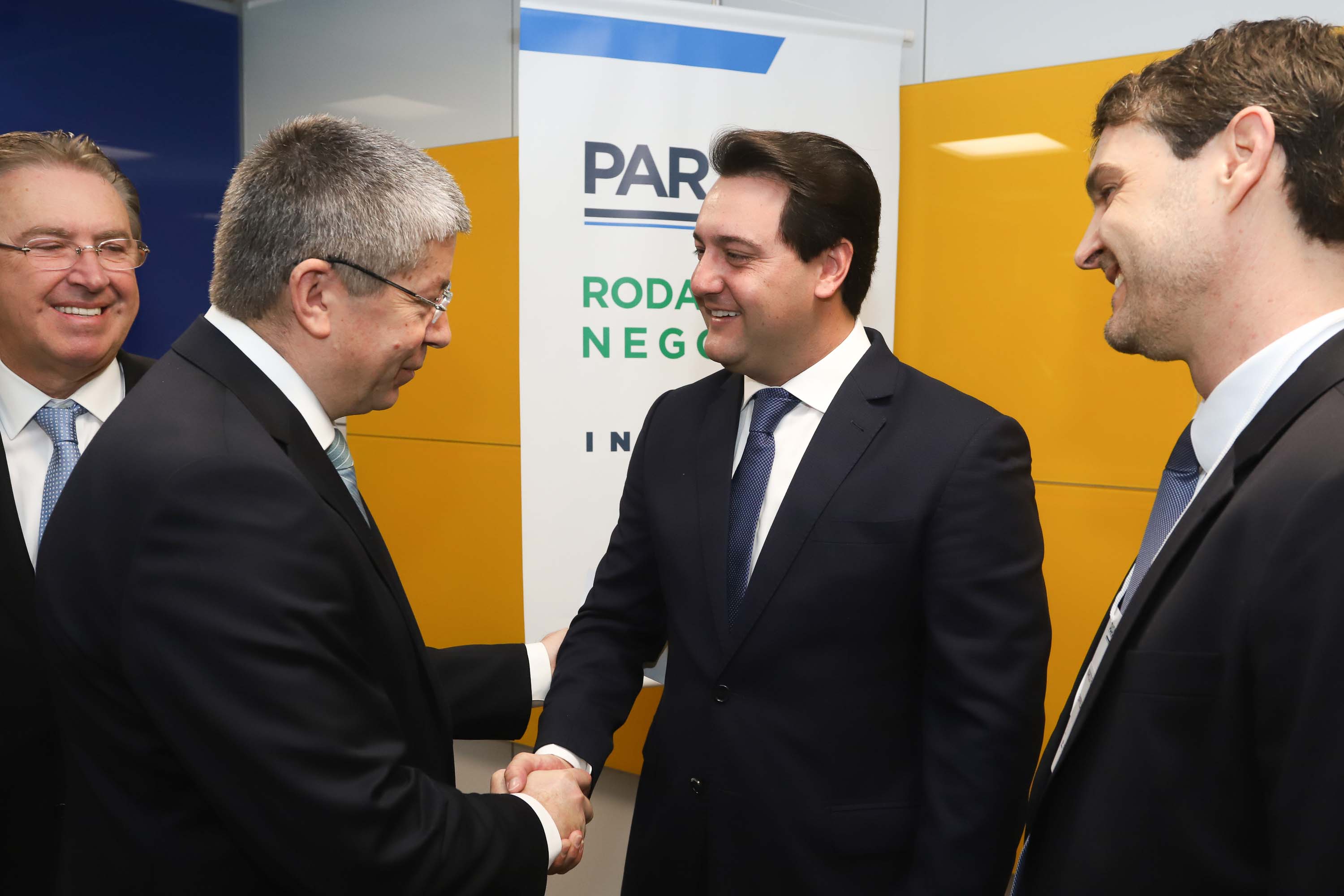 Programa de concessões na área da infraestrutura, projetos de parcerias público-privadas e um ambiente propício para negócios tornam o Paraná o Estado atrativo para investidores. A avaliação é do governador Carlos Massa Ratinho Junior, que abriu nesta terça-feira (21) a segunda edição do Paraná Day.Foto: Rodrigo Felix Leal/ANPr