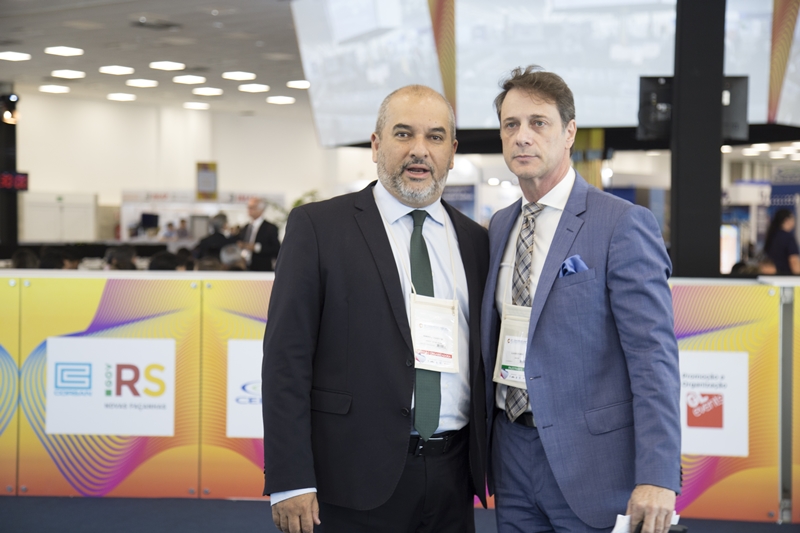 “O modelo de excelência do saneamento no Paraná” foi o tema da palestra magna de encerramento do 30.º Congresso Brasileiro de Engenharia Sanitária e Ambiental (CBESA), apresentada nesta quarta-feira (19), em Natal, pelo diretor-presidente da Sanepar, Claudio Stabile.  -  Natal, 19/06/2019  -  Foto: Alvaro De Maria/Divulgação Sanepar