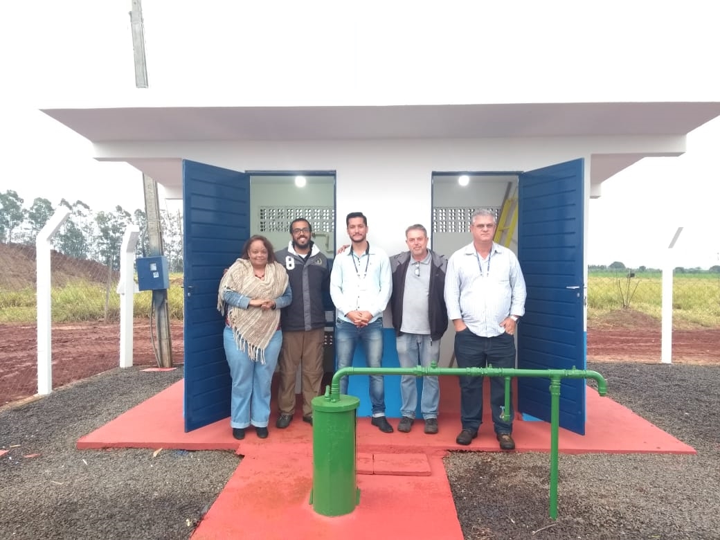 Representantes da Fundação Nacional de Saúde (Funasa) estiveram nesta semana no Paraná para conhecer o programa de saneamento rural da Sanepar, que pode ser considerado referência devido aos resultados apresentados. Na foto, Equipe da Funasa em comunidade da Estrada do Paraíso, em São Manoel  -  Curitiba, 28/06/2019  -  Foto: Divulgação Sanepar