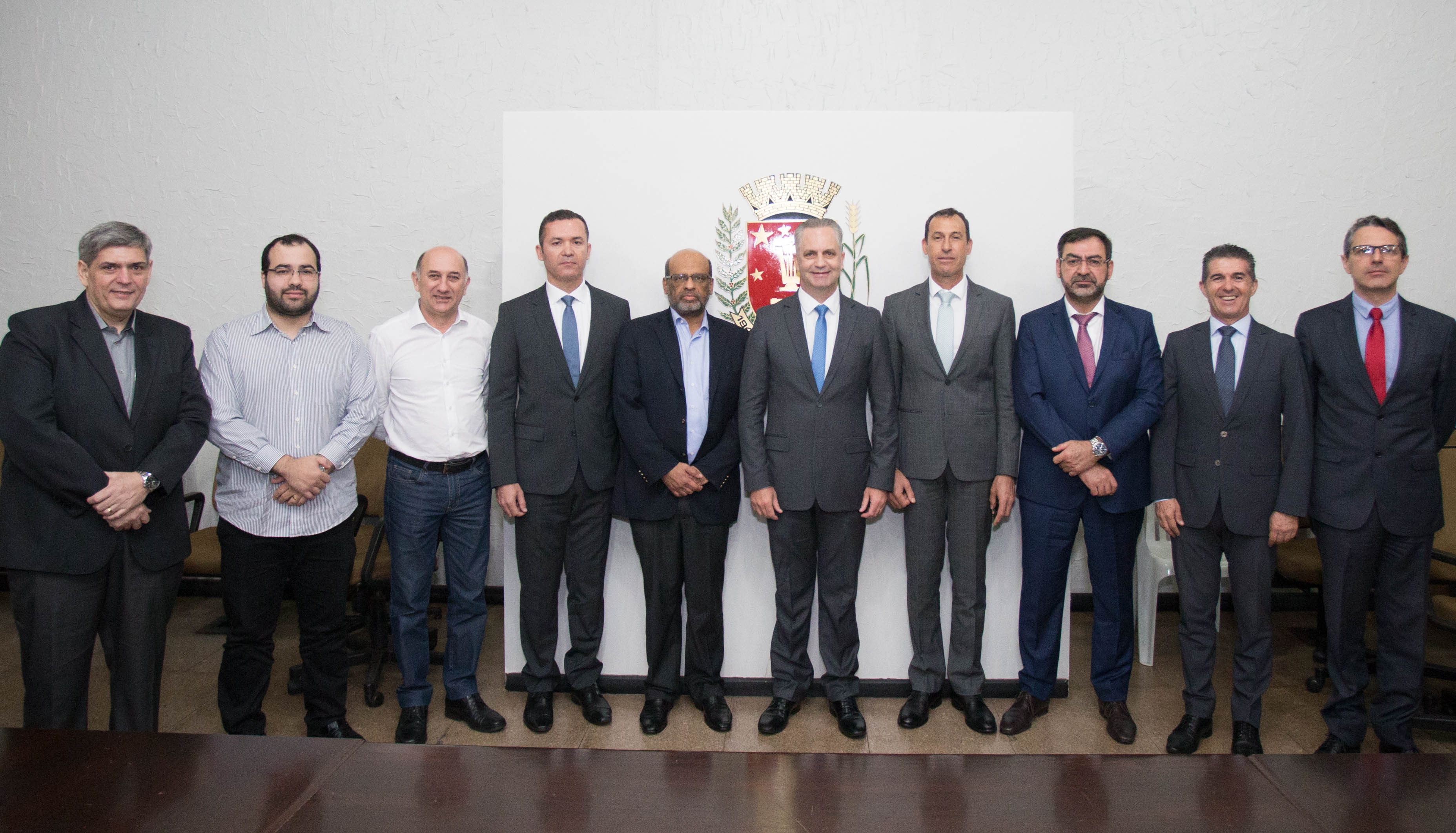 A Receita Estadual do Paraná e a Prefeitura de Maringá firmaram nesta quarta-feira (03) uma parceria que vai aprimorar a fiscalização e promover uma concorrência mais saudável entre os postos de combustível da cidade.  -  Maringá, 03/07/2019  -  Foto: Vivian Silva/Divulgação SEFA