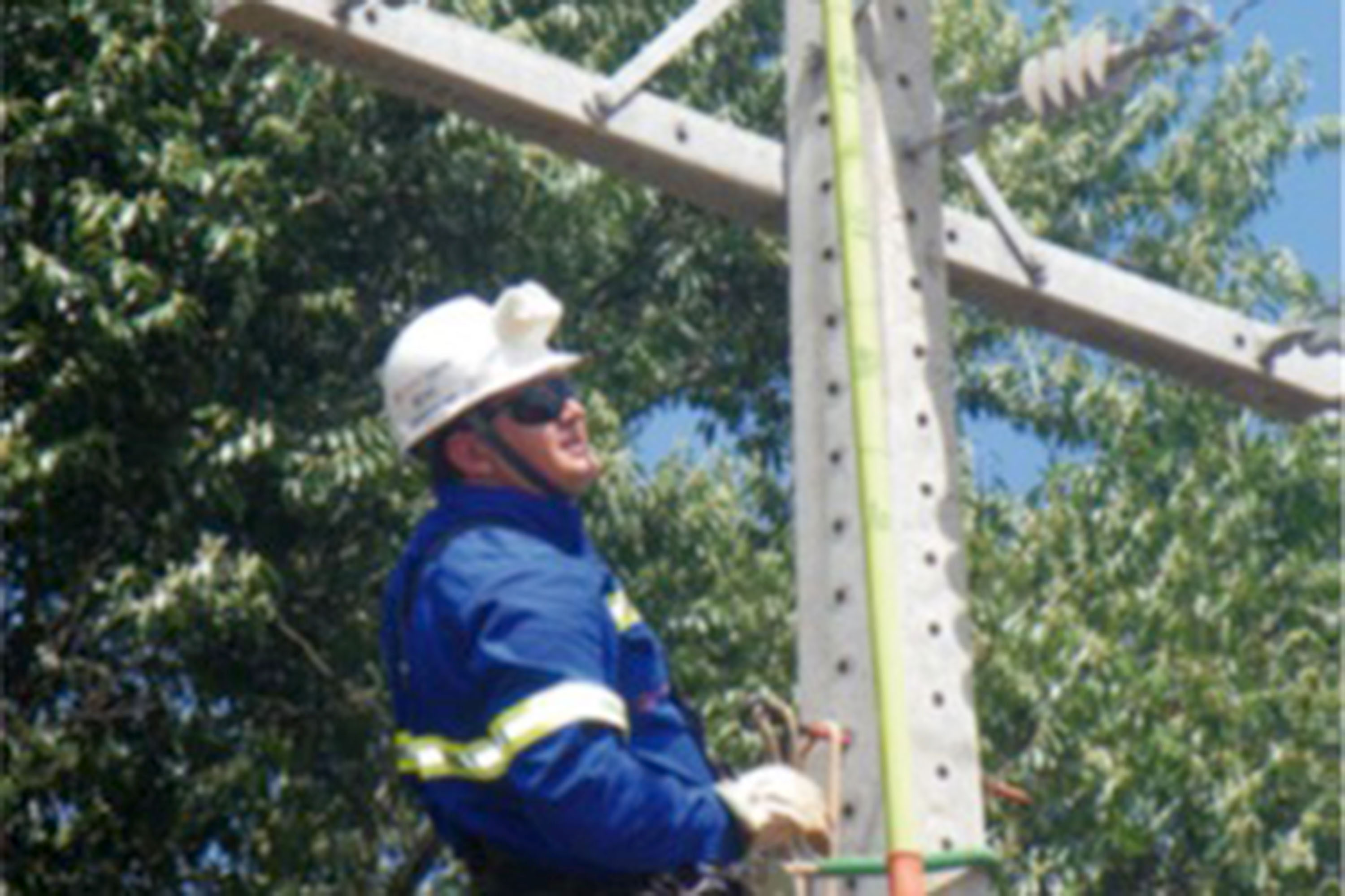 Licenciado para produção no Brasil desde 2016, o capacete com sensor elétrico da Copel é agora um produto patenteado internacionalmente.  -  Curitiba, 04/07/2019  -  Foto: Divulgação Copel