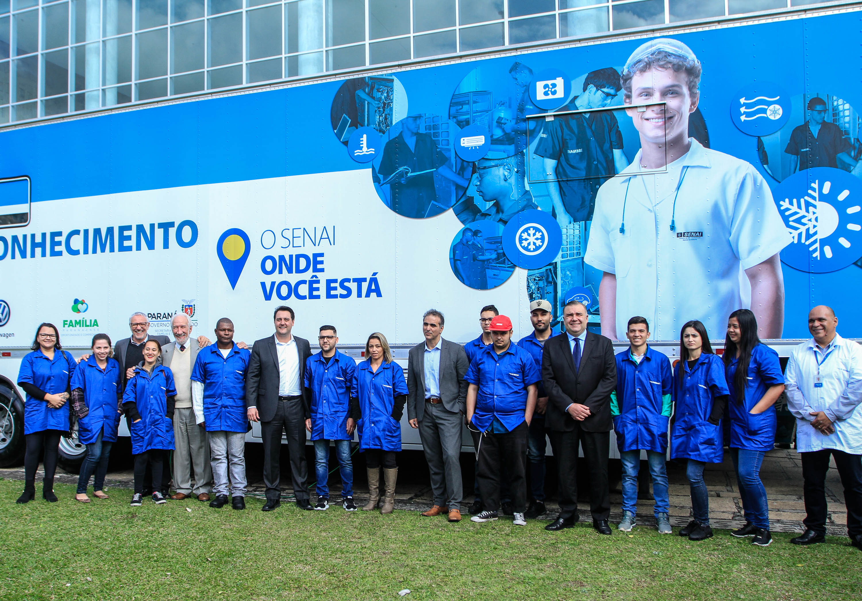 O bairro Uberaba, em Curitiba, será o primeiro do Paraná a receber o projeto Carretas do Conhecimento, idealizado pelo Governo do Paraná, através da Secretaria da Justiça, Família e Trabalho, em parceria com a Volkswagen e o Senai-PR
