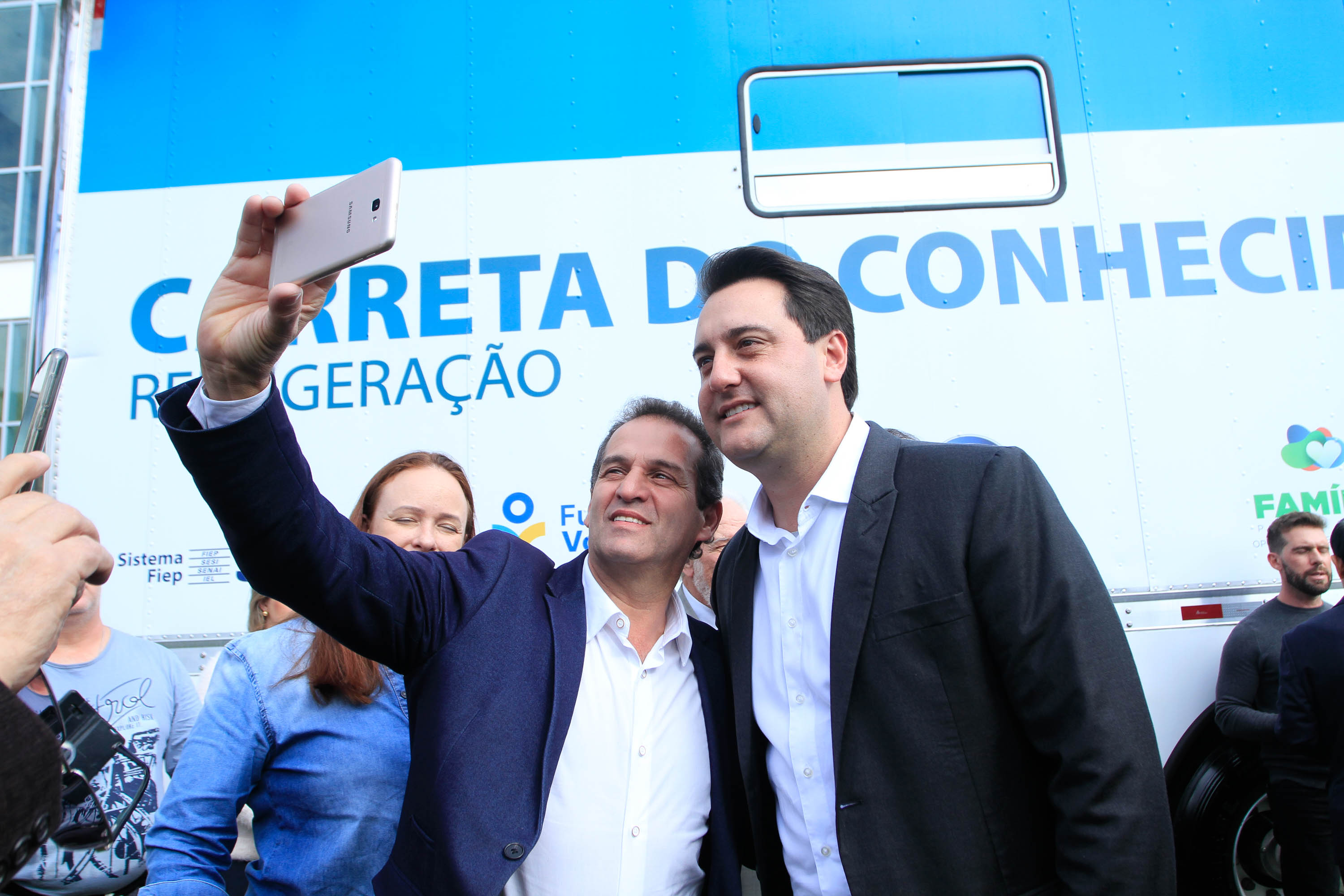 O bairro Uberaba, em Curitiba, será o primeiro do Paraná a receber o projeto Carretas do Conhecimento, idealizado pelo Governo do Paraná, através da Secretaria da Justiça, Família e Trabalho, em parceria com a Volkswagen e o Senai-PR