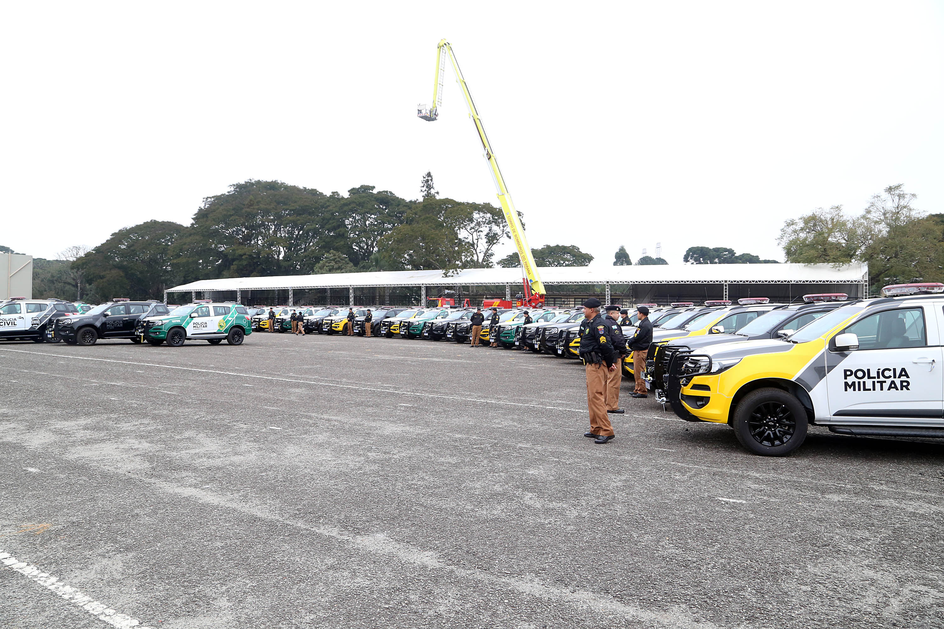 O governador Carlos Massa Ratinho Junior faz a entrega de viaturas para Polícia Civil e Polícia Militar nesta quarta-feira (10), na Acadêmia do Guatupê. Curitiba, 10/07/2019 -Foto:Gilson Abreu/ANPr
