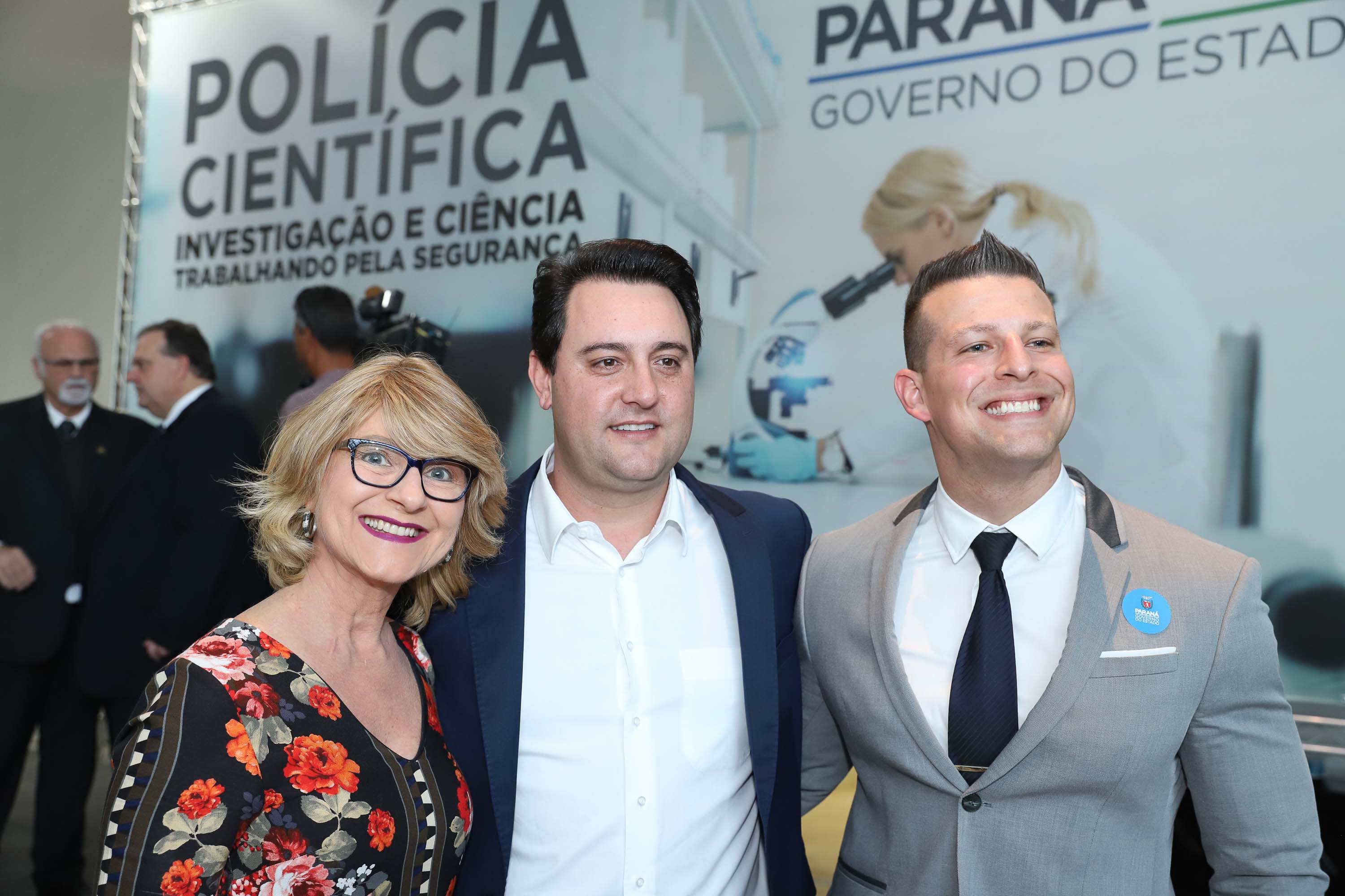 O governador Carlos Massa Ratinho Júnior dá posse a mais de 90 peritos oficiais, no Palácio Iguaçu. Os profissionais integrarão o efetivo da Polícia Científica do Paraná e, após formação, serão distribuídos no Estado, conforme a necessidade. Curitiba, 22/07/2019 -Foto: Rodrigo Felix Leal/ANPr