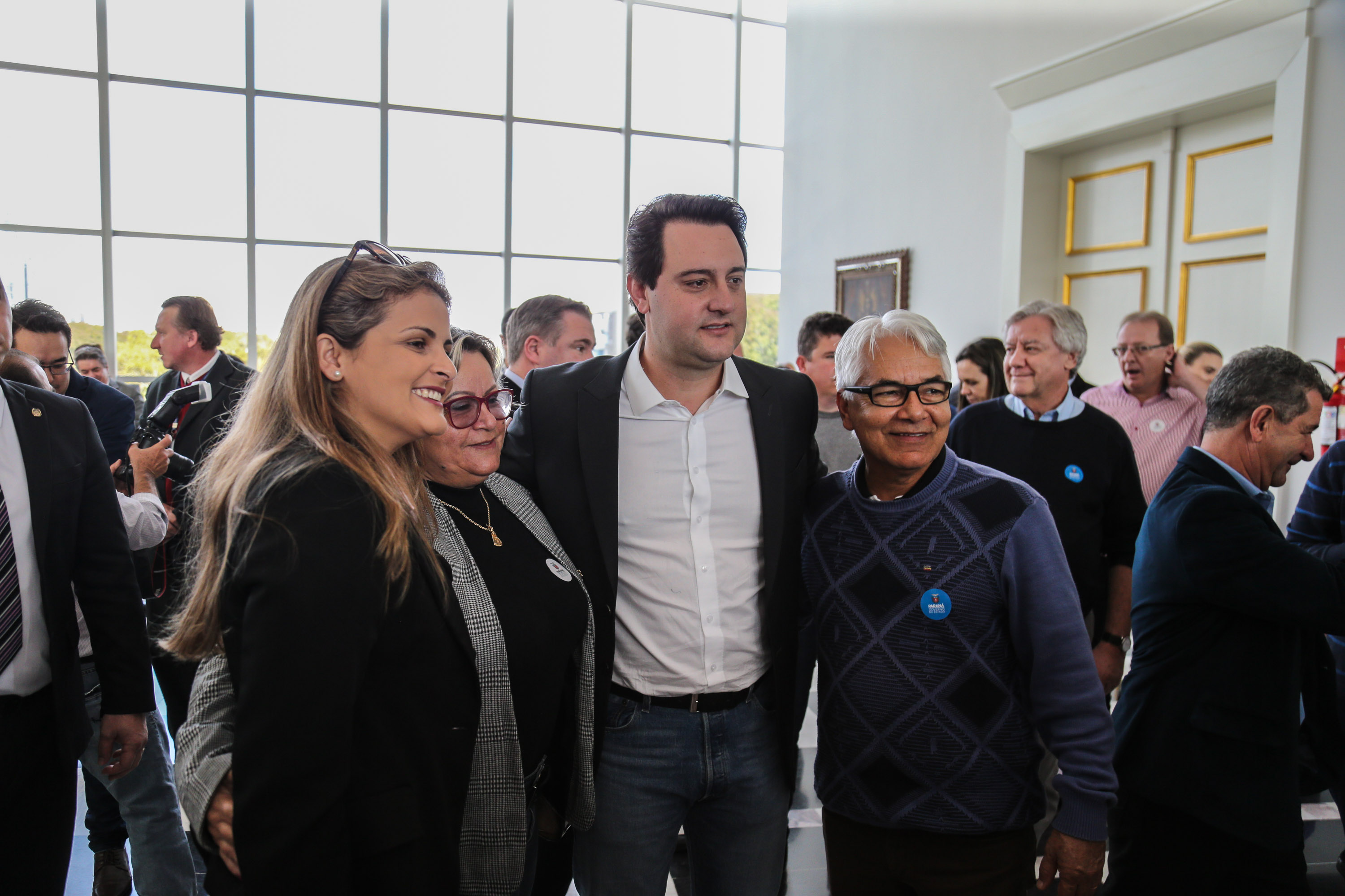O governador Carlos Massa Ratinho Junior assina nesta quarta-feira (31), no Palácio Iguaçu, em Curitiba, convênio com o Consórcio Paraná Saúde para repasse de recursos destinados à compra de medicamentos. Os medicamentos são para a Farmácia Paraná, que faz parte do sistema público de saúde e atende gratuitamente a população pelo SUS. Curitiba, 31/07/2019 -Foto: Geraldo Bubniak/ANPr