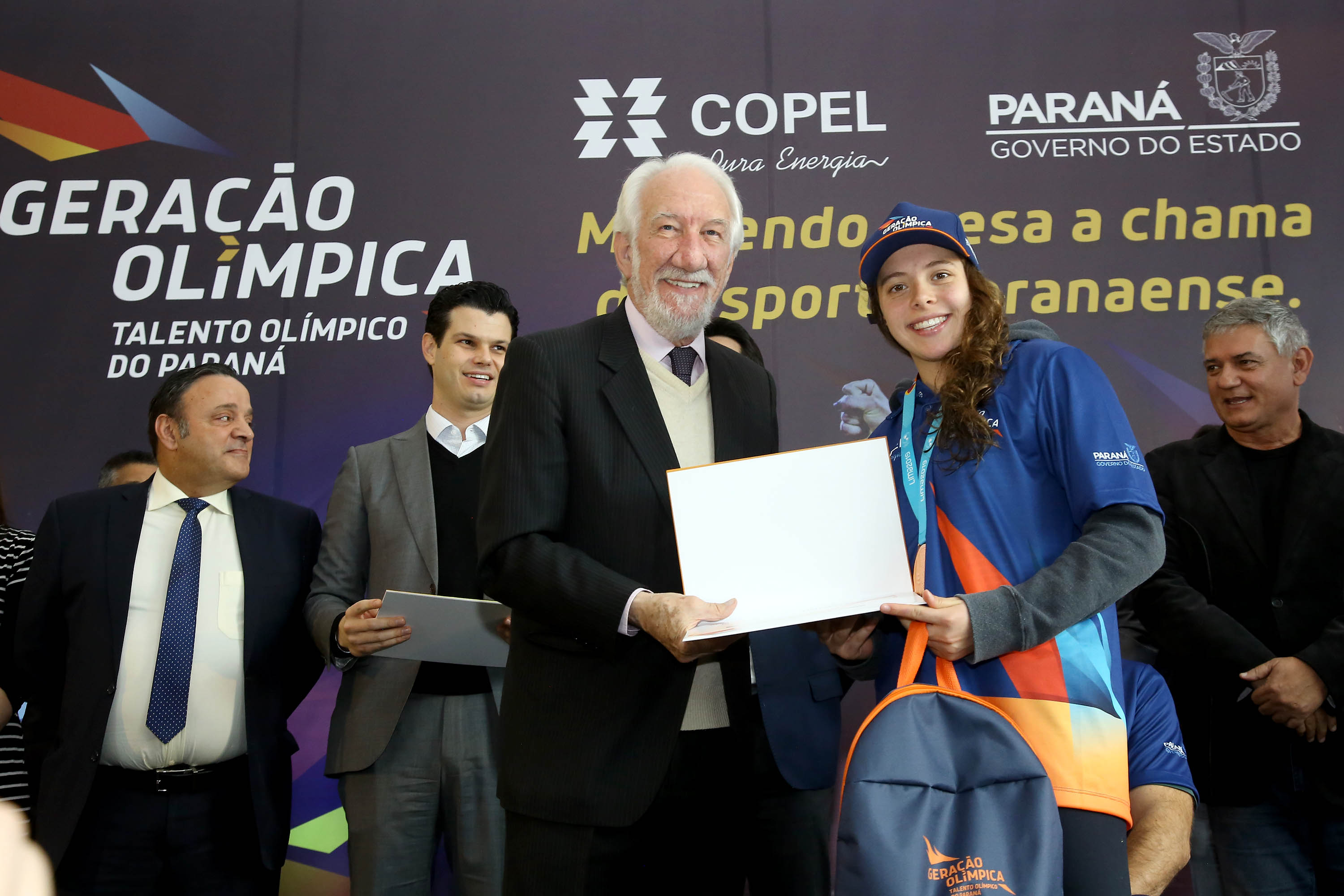 O governador Carlos Massa Ratinho Junior anunciou nesta segunda-feira (02), no Palácio Iguaçu, a nova fase do programa de apoio à formação de atletas olímpicos. Patrocinado pela Copel, o ?Geração Olímpica? é o maior programa de bolsa-atleta do País. Curitiba,02/09/2019 Foto:Jaelson Lucas /AEN