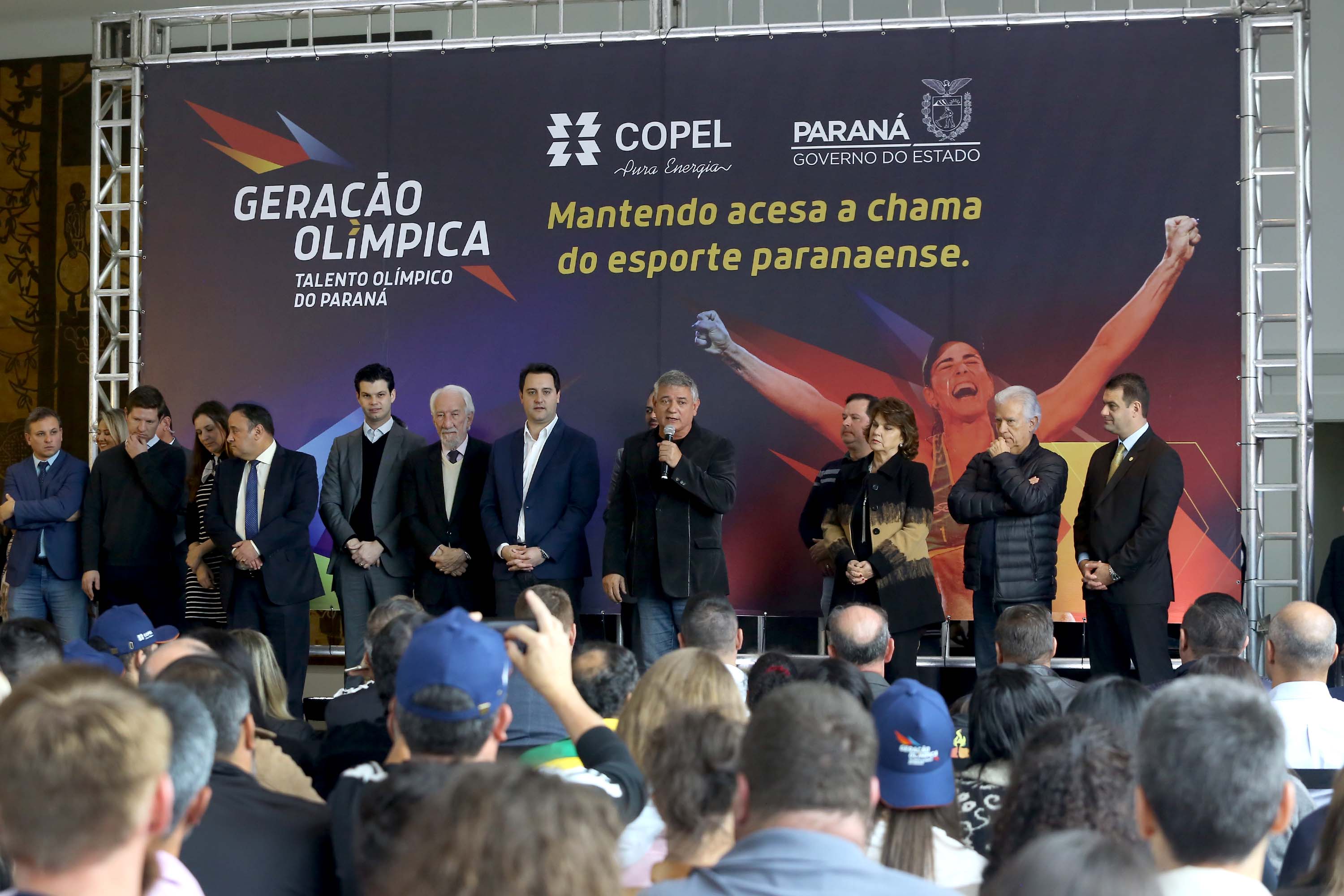 O governador Carlos Massa Ratinho Junior anunciou nesta segunda-feira (02), no Palácio Iguaçu, a nova fase do programa de apoio à formação de atletas olímpicos. Patrocinado pela Copel, o ?Geração Olímpica? é o maior programa de bolsa-atleta do País. Curitiba,02/09/2019 Foto:Jaelson Lucas /AEN