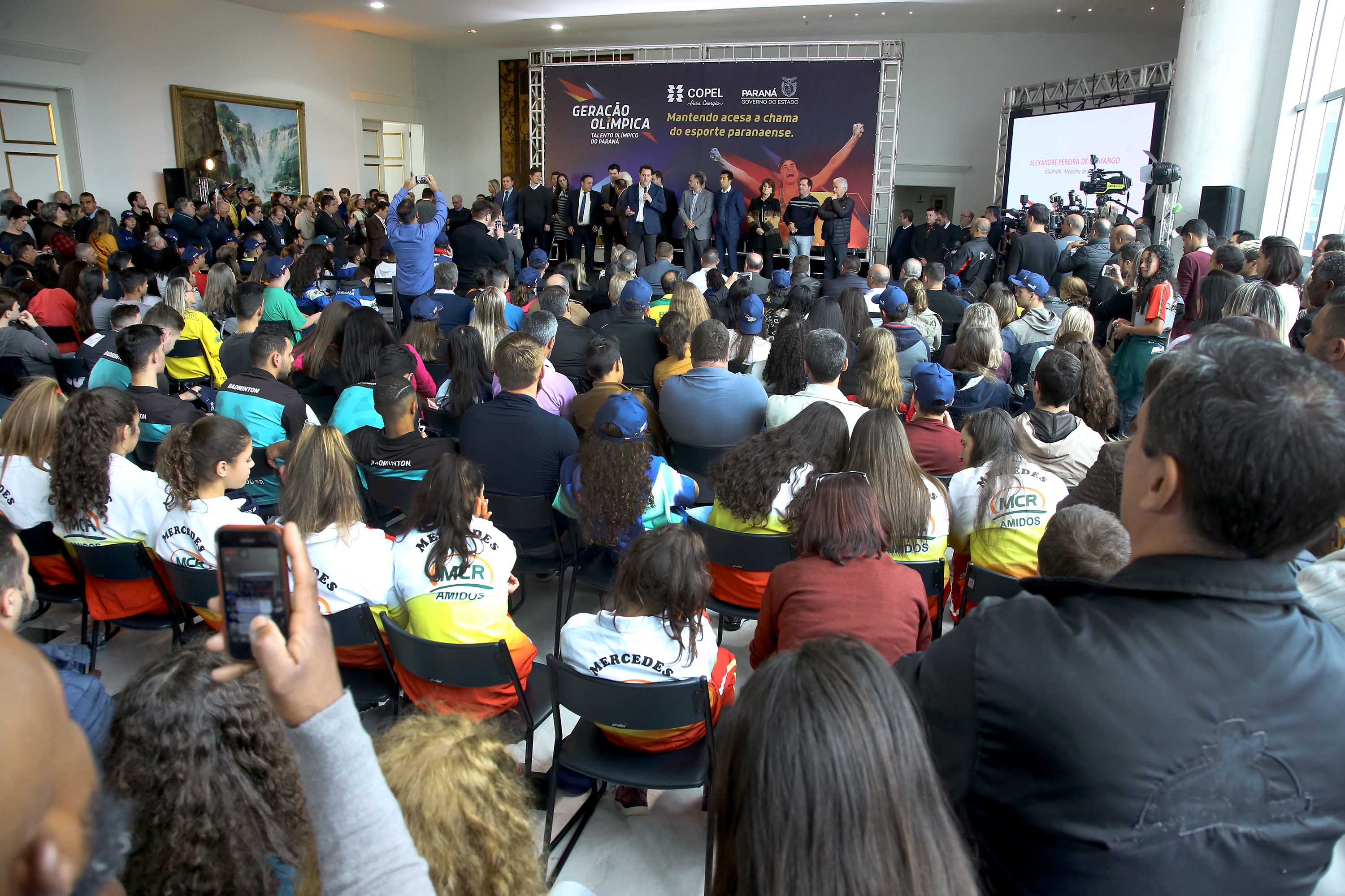 O governador Carlos Massa Ratinho Junior anunciou nesta segunda-feira (02), no Palácio Iguaçu, a nova fase do programa de apoio à formação de atletas olímpicos. Patrocinado pela Copel, o ?Geração Olímpica? é o maior programa de bolsa-atleta do País. Curitiba,02/09/2019 Foto:Jaelson Lucas / AEN