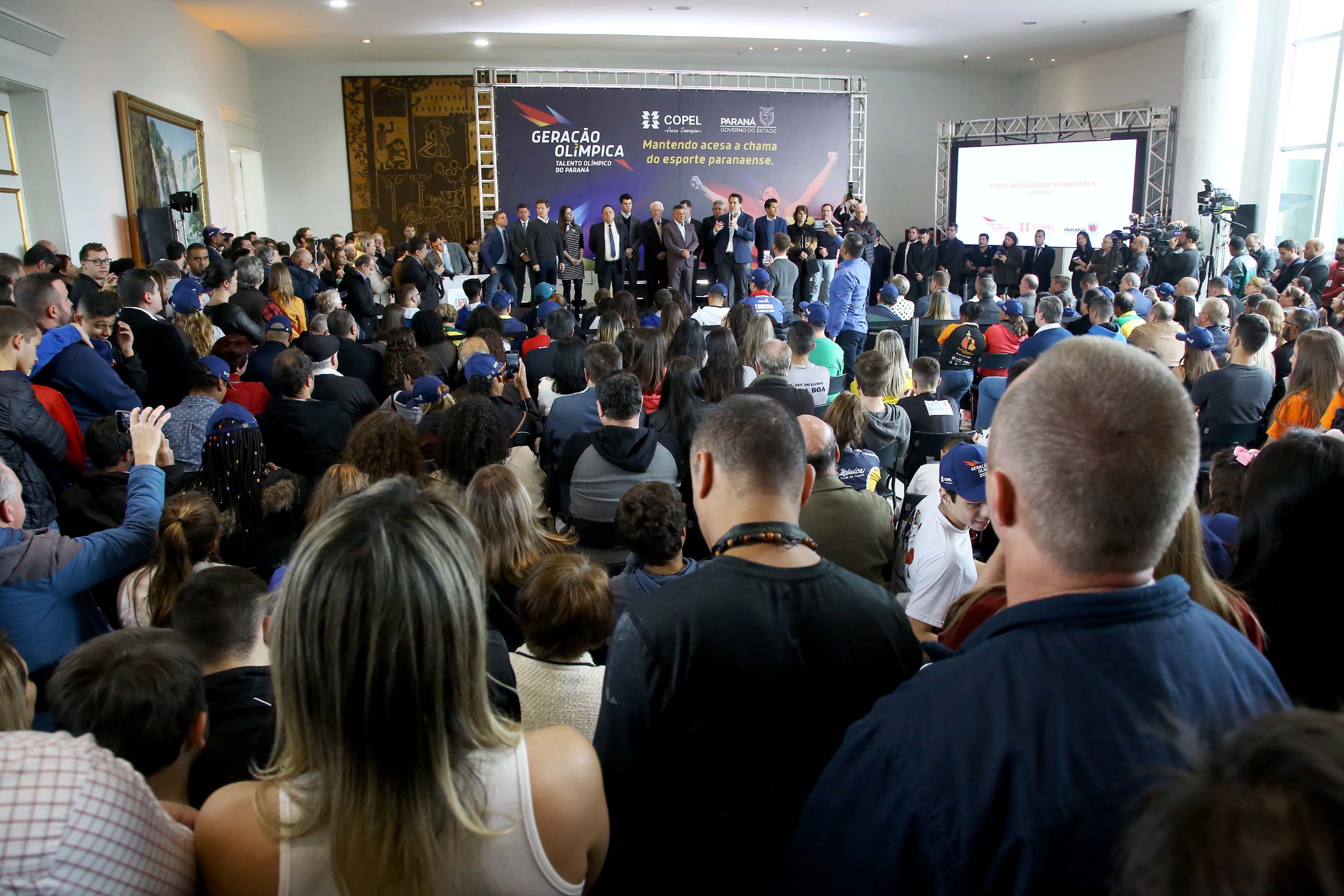 O governador Carlos Massa Ratinho Junior anunciou nesta segunda-feira (02), no Palácio Iguaçu, a nova fase do programa de apoio à formação de atletas olímpicos. Patrocinado pela Copel, o ?Geração Olímpica? é o maior programa de bolsa-atleta do País. Curitiba,02/09/2019 Foto:Jaelson Lucas /AEN