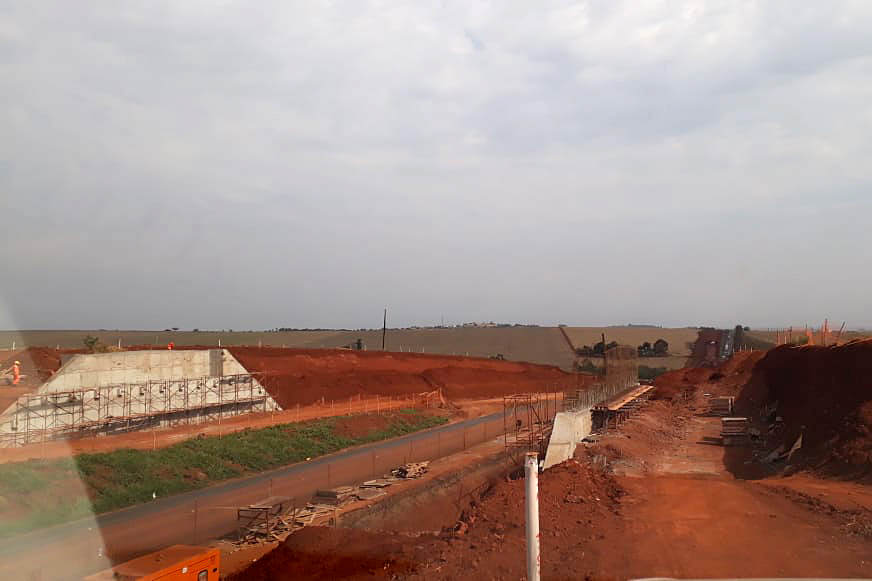 O Governo do Estado está investindo R$ 74,4 milhões em obras de rodovias da região Noroeste. Estão em andamento a duplicação da PR-323, de Paiçandu até Doutor Camargo, e a construção de uma ciclovia no município de Terra Boa, na PR-082. As obras são executadas pelo Departamento de Estradas de Rodagem do Paraná (DER-PR). Foto: Divulgação/DER