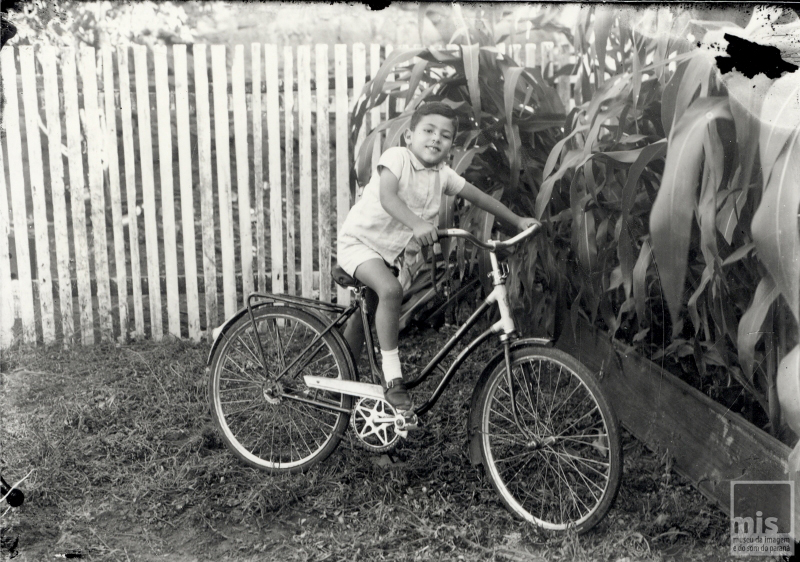 Neste sábado e domingo, 7 e 8 de setembro, feriado da Independência do Brasil e Dia da Nossa Senhora da Luz dos Pinhais, padroeira de Curitiba, o público poderá visitar os espaços culturais da Superintendência da Cultura da Secretaria de Estado da Comunicação Social e da Cultura, para conferir as exposições abertas nos museus