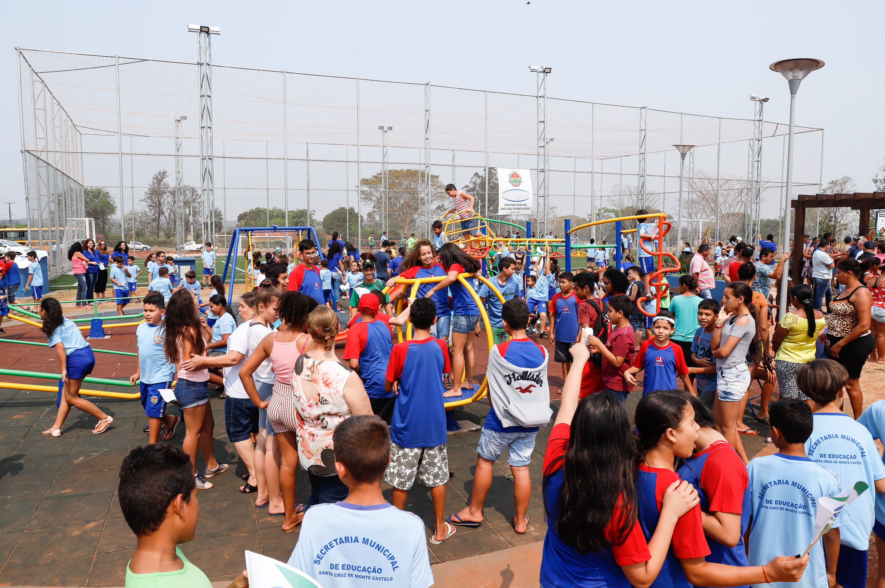 O governador Carlos Massa Ratinho Junior inaugura nesta quinta-feira (12), o Meu Campinho de Santa Cruz de Monte Castelo, no Noroeste do Paraná