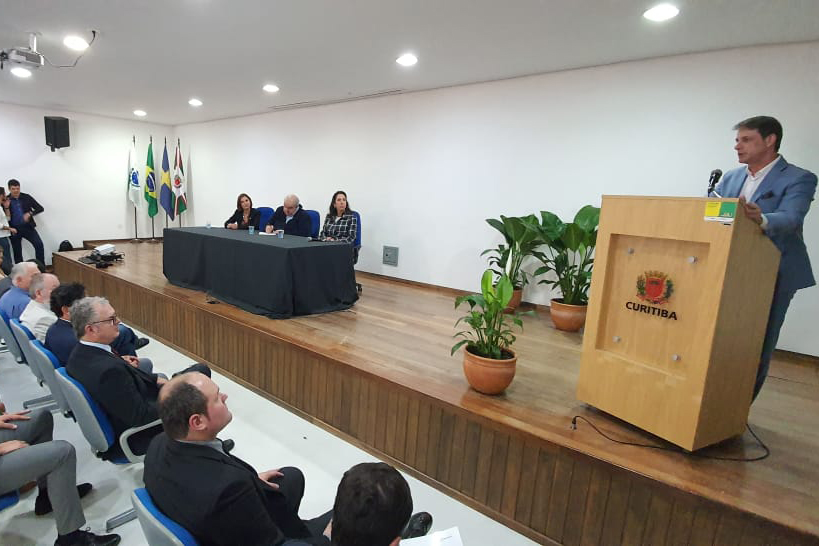 A Companhia de Saneamento do Paraná (Sanepar) agora faz parte do programa de cooperação entre o município de Curitiba e o Governo da Suécia para a realização de projetos de promoção do desenvolvimento urbano sustentável. A cooperação já existe desde 2013 e, com a assinatura de um Termo de Entendimento nesta sexta (27), incluiu a Companhia de Saneamento. Foto: Divulgação/Sanepar