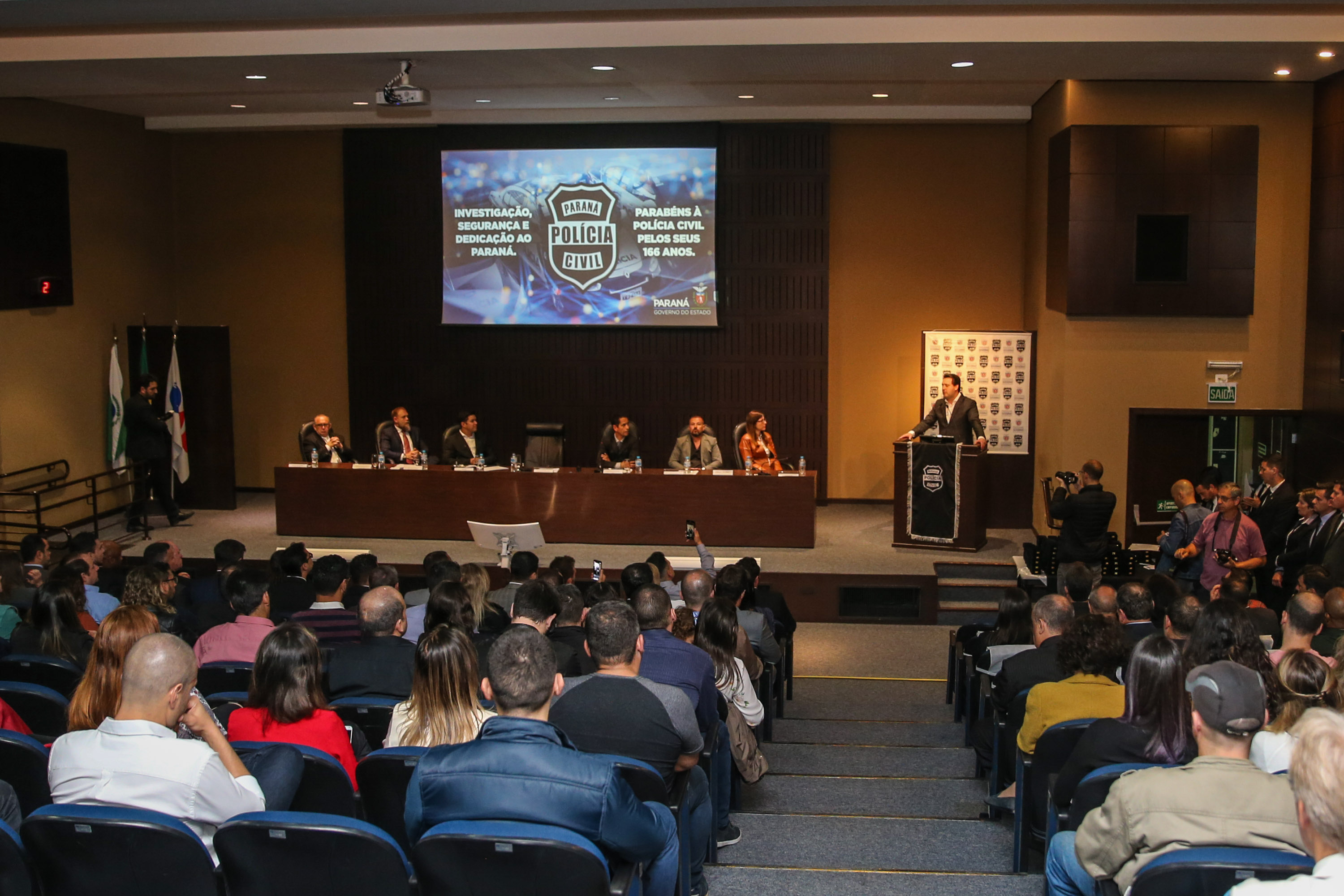 O governador Carlos Massa Ratinho Junior participa nesta segunda-feira (30), da comemoração do aniversário de 166 anos da Polícia Civil no Paraná na sede da OAB Paraná, em Curitiba .   30/09/2019 - Foto: Geraldo Bubniak/AEN