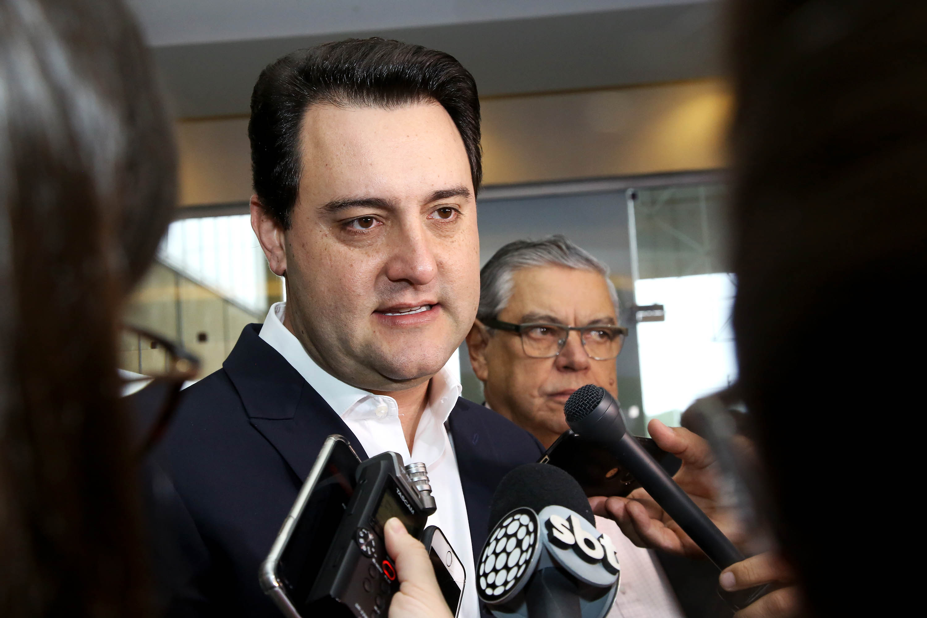 O governador Carlos Massa Ratinho Junior particiou nesta segunda-feira (21) do evento de premiação do Concurso Agrinho 2019. Promovido pela Federação da Agricultura do Paraná (Faep), com a parceria do Governo do Estado, o programa envolve, todo ano, aproximadamente 800 mil alunos e mais de 50 mil professores. Pinhais,21/10/2019 Foto:Jaelson Lucas / AEN