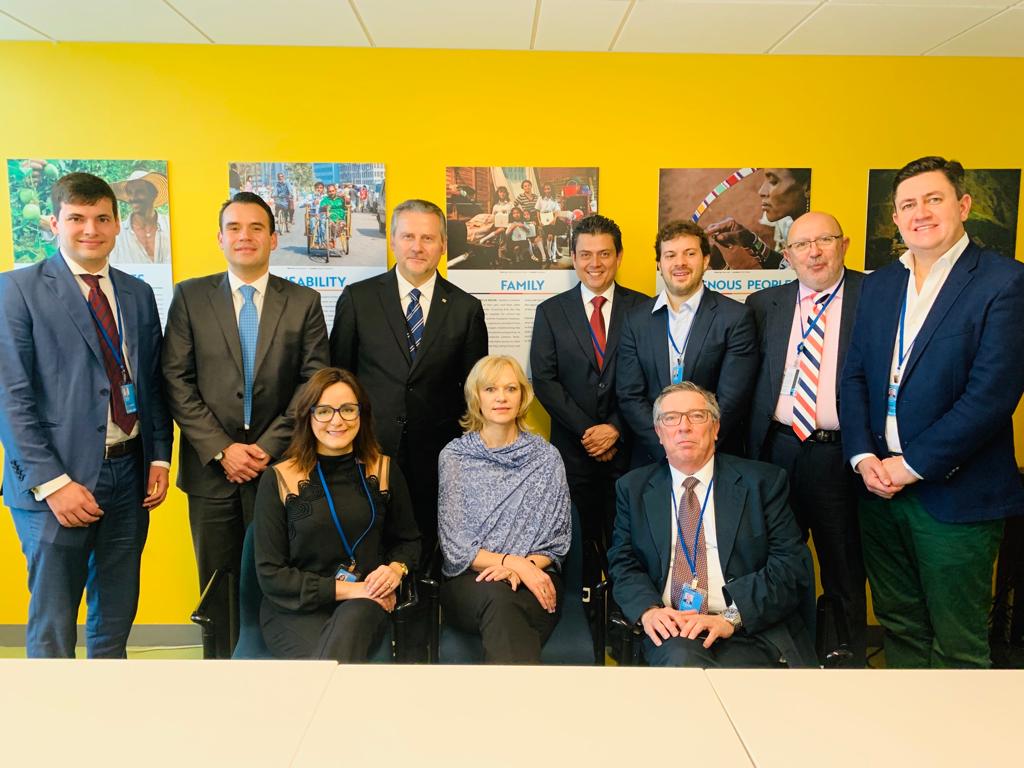 O programa Viver Mais Paraná, lançado pelo Governo do Estado na última semana e que vai construir condomínios com toda a infraestrutura para atender exclusivamente pessoas de baixa renda com mais de 60 anos, foi apresentado como exemplo de boa prática no Dia Mundial das Cidades, em Nova York, quinta-feira (31). Foto: Divulgação/SEPL