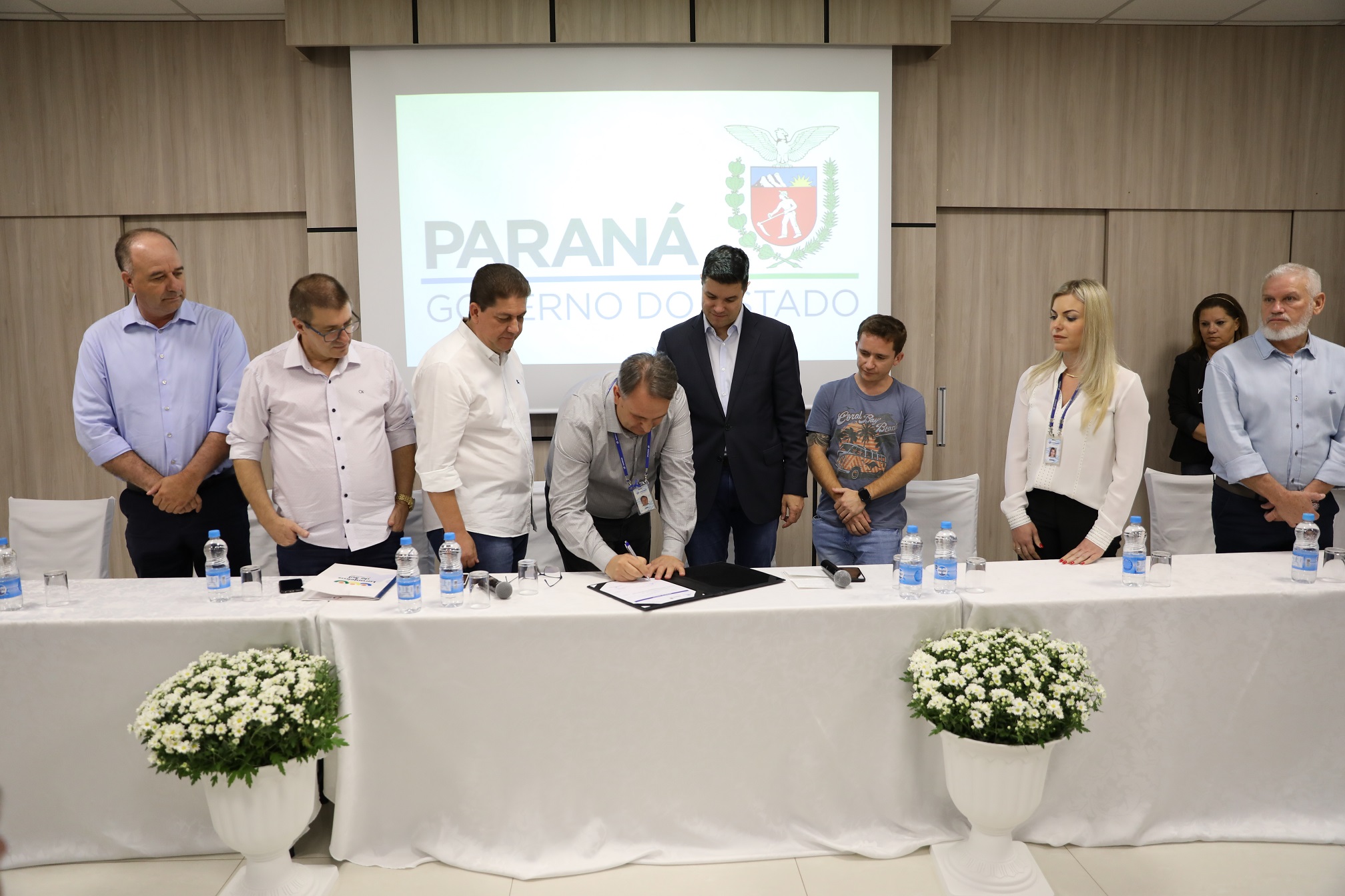 A Companhia de Saneamento do Paraná (Sanepar) vai ampliar o abastecimento de água e o esgotamento sanitário em Laranjeiras do Sul, no Centro-Oeste do Estado. A empresa está investindo R$ 17,6 milhões em obras no sistema de abastecimento e distribuição de água e mais R$ 1,9 milhão em melhorias no tratamento do esgoto. Foto: Divulgação/Sanepar