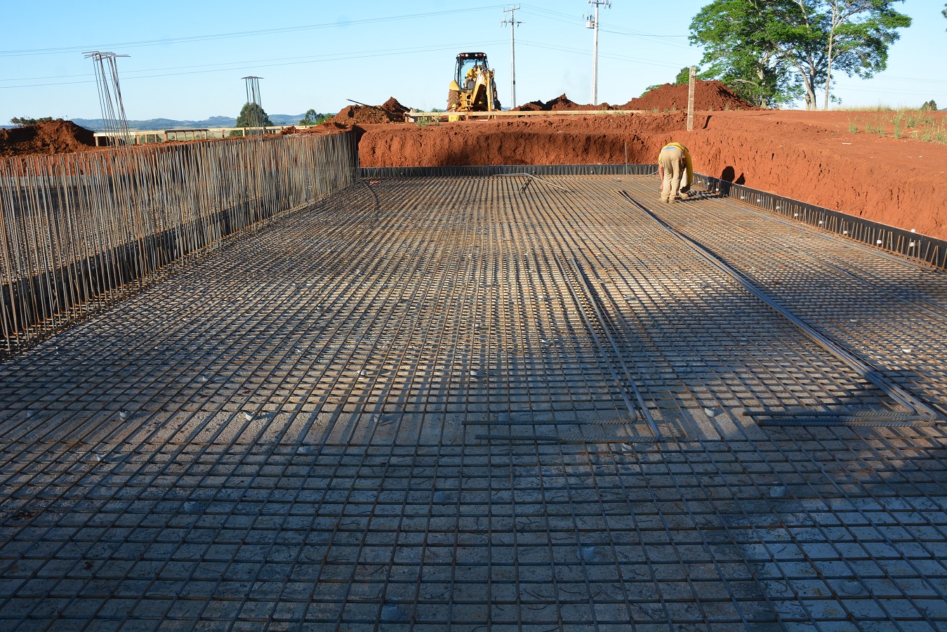 A Companhia de Saneamento do Paraná (Sanepar) vai ampliar o abastecimento de água e o esgotamento sanitário em Laranjeiras do Sul, no Centro-Oeste do Estado. A empresa está investindo R$ 17,6 milhões em obras no sistema de abastecimento e distribuição de água e mais R$ 1,9 milhão em melhorias no tratamento do esgoto. Foto: Divulgação/Sanepar