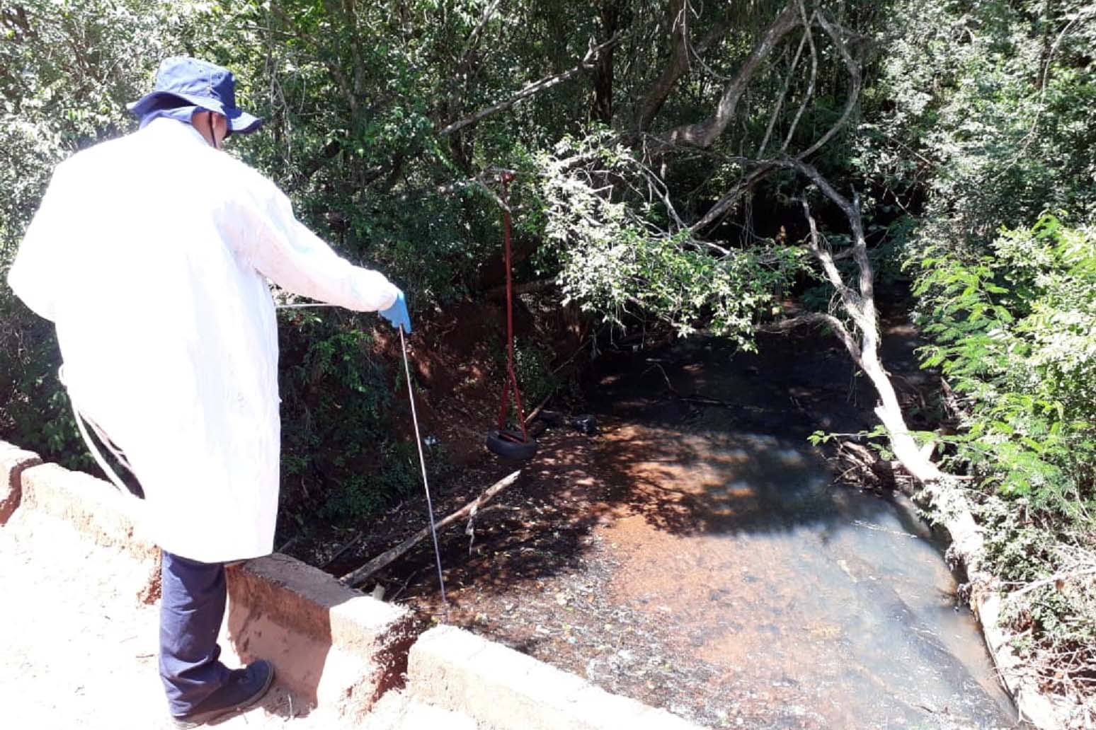 Técnicos da Sanepar iniciaram esta semana os levantamentos e diagnóstico da bacia dos rios Cascavel, Peroba e Saltinho, que abastecem os moradores de Cascavel, e do Rio São José, que vai contribuir com o suprimento da cidade a partir do ano que vem. Foto: Sanepar
