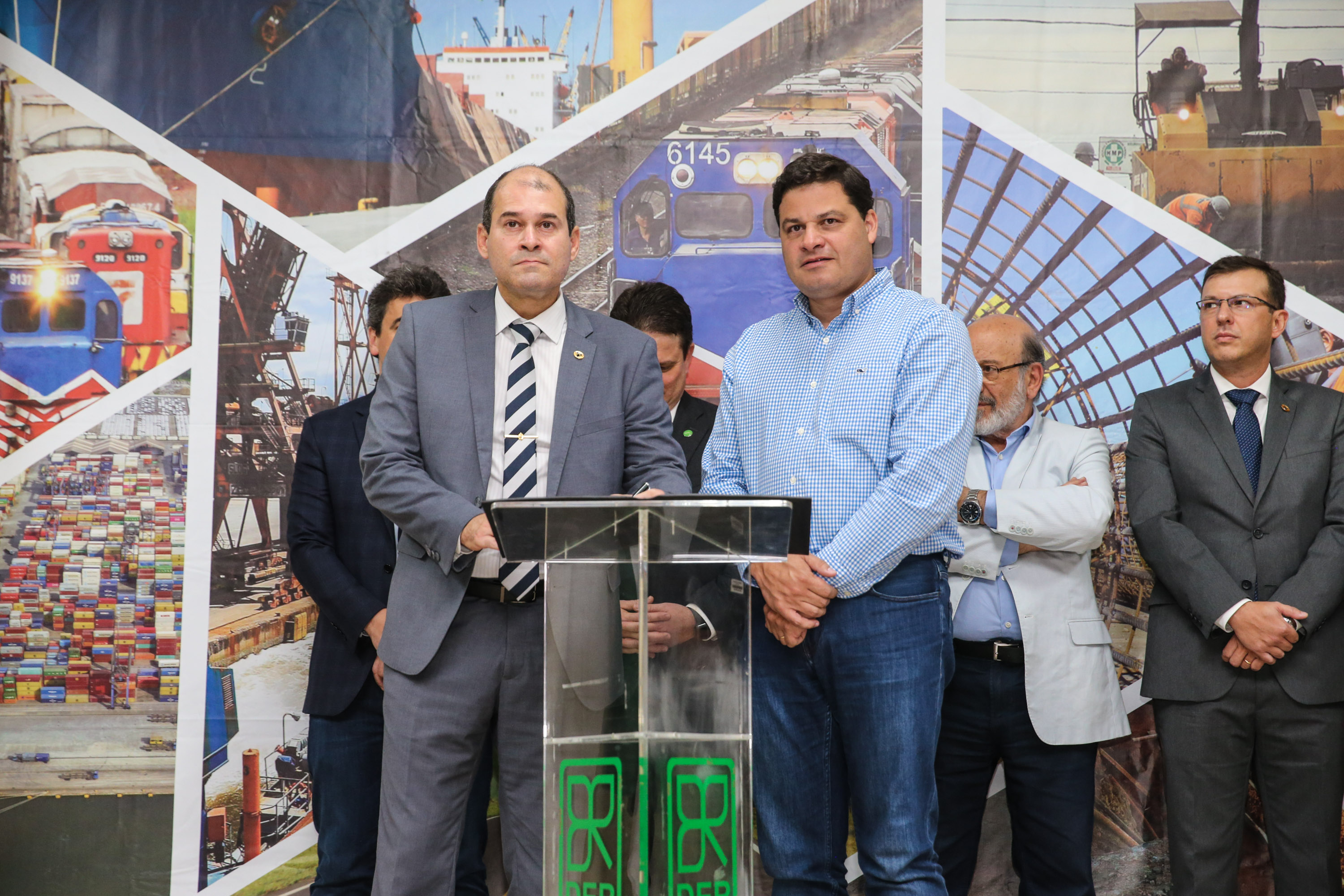 Na primeira reunião para apresentação do cronograma de atividades, o secretário de Estado da Infraestrutura e Logística, Sandro Alex, explicou que o objetivo dos grupos de trabalho do Governo do Estado e da União é garantir uma modelagem moderna de concessão.