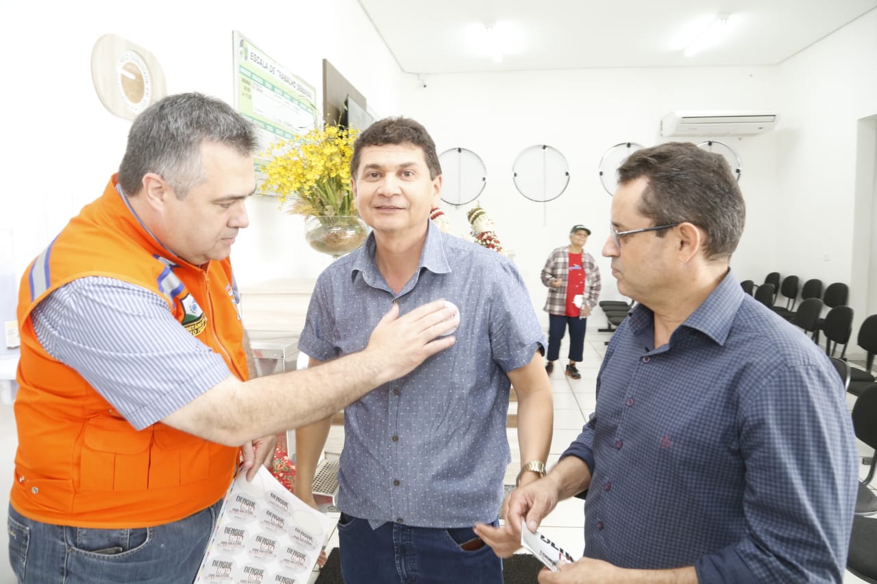O município de Quinta do Sol, que está em epidemia e com 179 casos confirmados da doença, recebeu o secretário de Estado da Saúde, Beto Preto, que falou com a comunidade, profissionais de saúde sobre a importância de ações e mutirões de limpeza e eliminação de criadouros do mosquito.Foto: Gilson Abreu/AEN