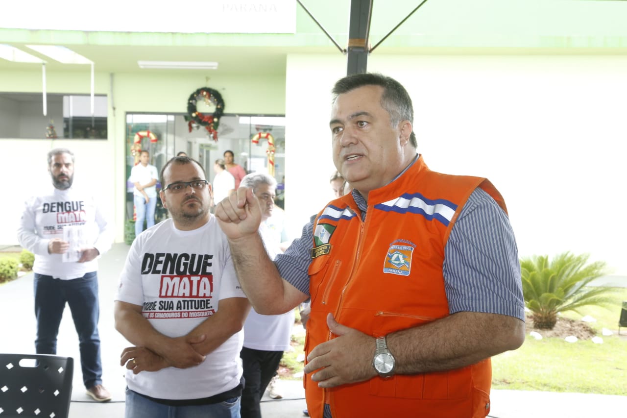 O município de Quinta do Sol, que está em epidemia e com 179 casos confirmados da doença, recebeu o secretário de Estado da Saúde, Beto Preto, que falou com a comunidade, profissionais de saúde sobre a importância de ações e mutirões de limpeza e eliminação de criadouros do mosquito.Foto: Gilson Abreu/AEN