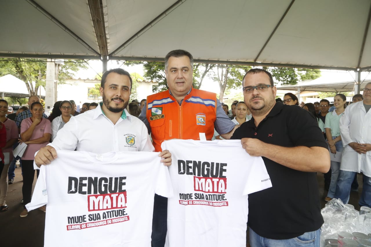 O município de Quinta do Sol, que está em epidemia e com 179 casos confirmados da doença, recebeu o secretário de Estado da Saúde, Beto Preto, que falou com a comunidade, profissionais de saúde sobre a importância de ações e mutirões de limpeza e eliminação de criadouros do mosquito.Foto: Gilson Abreu/AEN