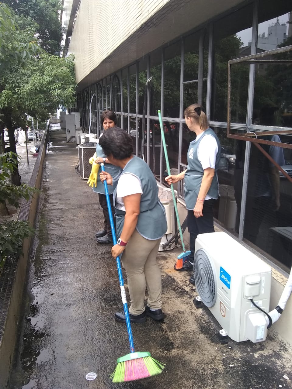O Governo do Estado mobilizou toda a sua estrutura para ações integradas de combate à dengue, durante esta quarta-feira, 18 de dezembro, dando início a série de atividades que serão realizadas ao longo dos próximos meses.Junta Comercial. Foto:SEAP