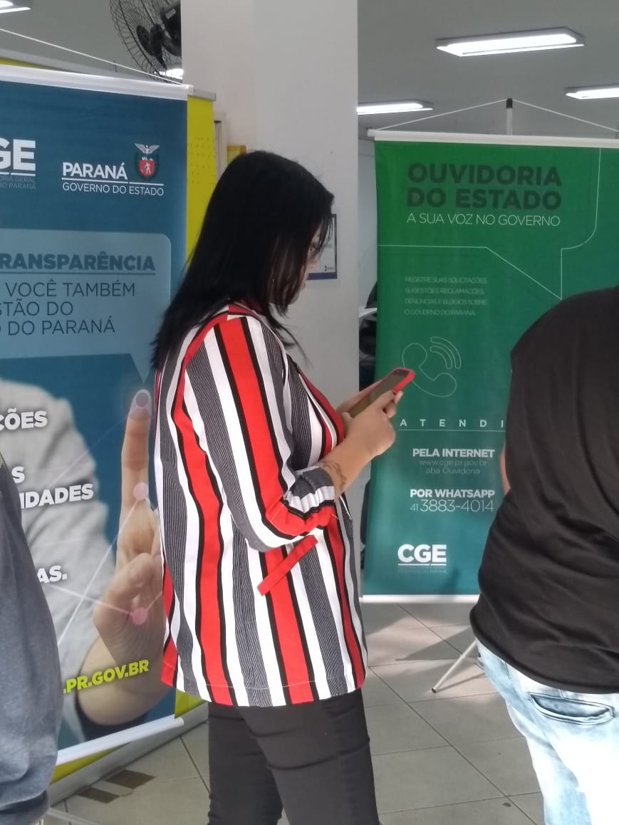 A Controladoria-Geral do Estado começou uma pesquisa de satisfação com usuários de serviços do Estado e já compilou os primeiros resultados. As unidades de atendimento ao público da Secretaria da Saúde e do Detran, em Curitiba, foram visitadas de setembro a dezembro e os seus usuários convidados a responder o questionário de satisfação. Foto:CGE
