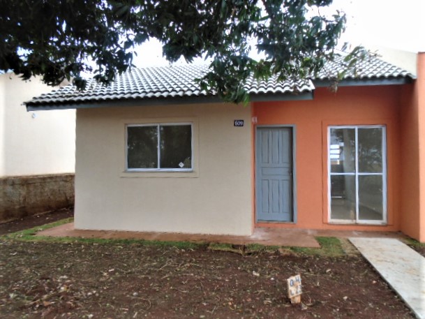 Cohapar, Caixa Econômica e prefeitura inauguraram conjunto habitacional com 128 imóveis em Santo Antônio da Platina, enquanto chaves de 47 unidades do programa Habita Paraná foram entregues à população de Cornélio Procópio.