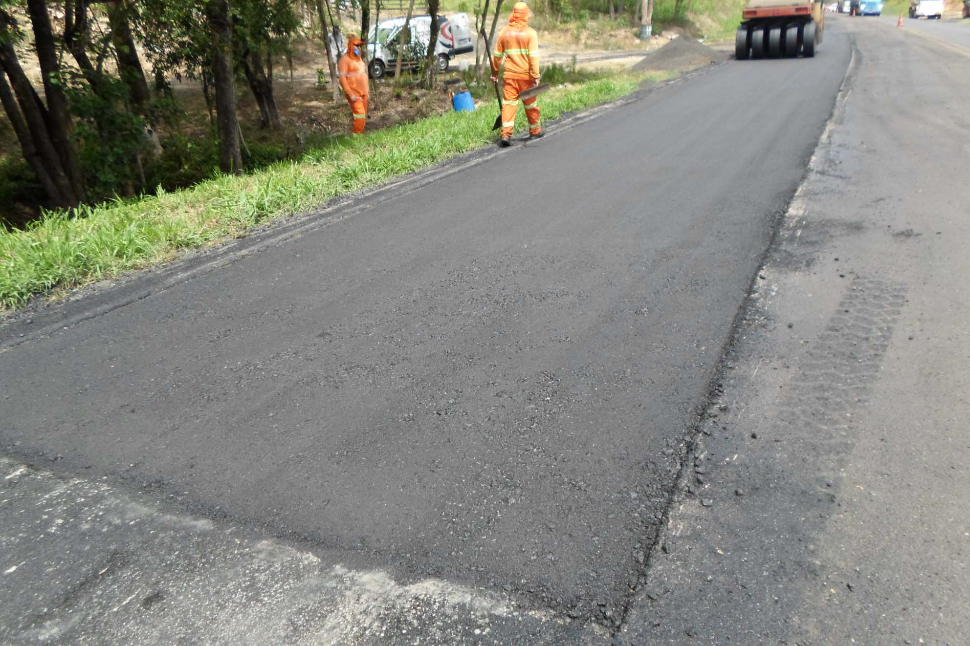 Obras e melhorias em rodovias paranaenses somam R$ 600 milhões. Foto:DER
