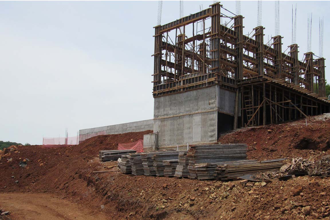 Obras, que seguem dentro do cronograma, ampliam em 25% a produção de água da cidade
Foto: Sanepar