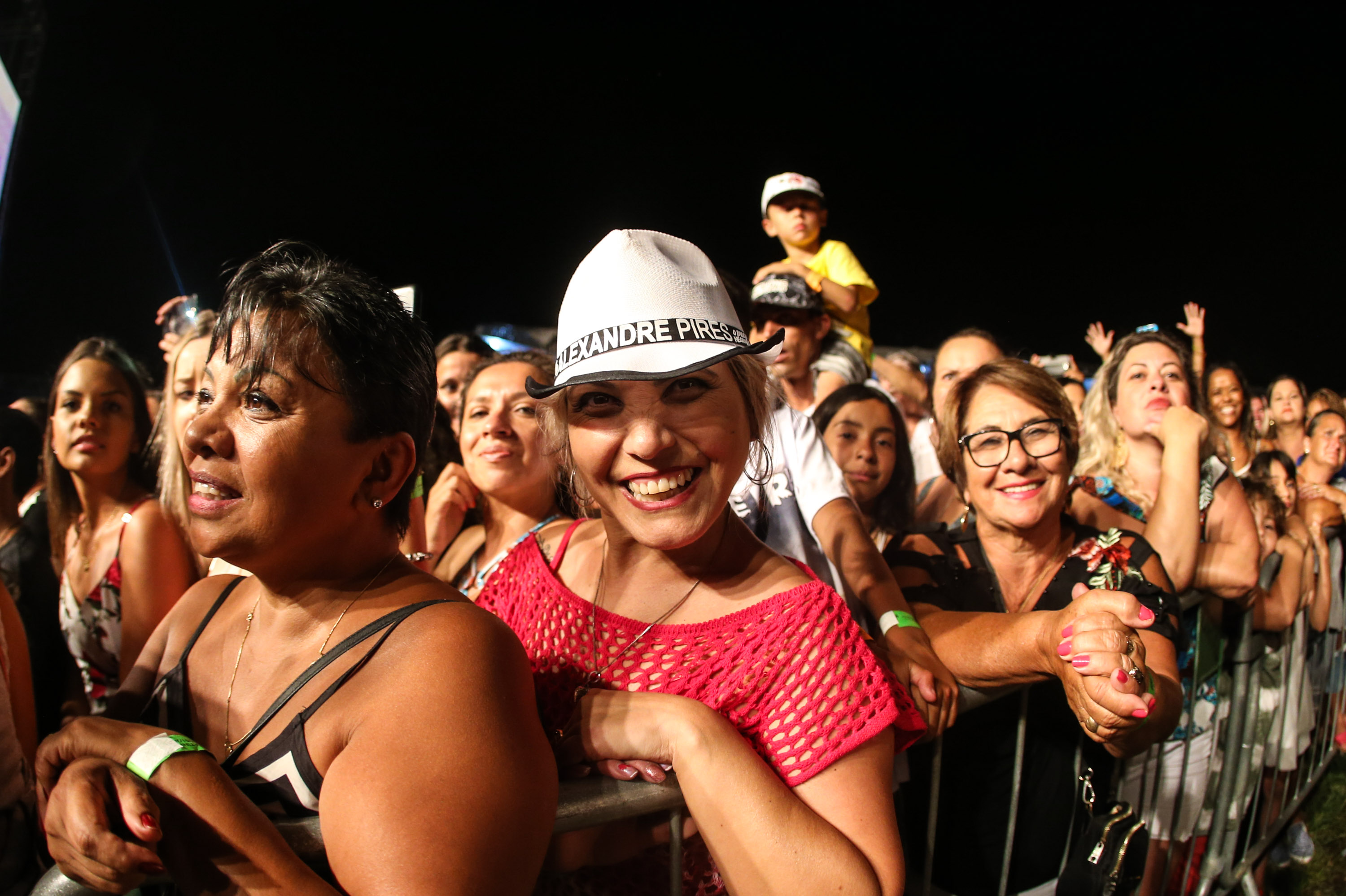 Show de Alexandre Pires em Matinhos nesta sexta-feira (24). O show é gratuitos e faz parte da programação cultural do Verão Maior e são promovidos pelo Governo do Estado em parceria com a Renault do Brasil.    Matinhos, 24/01/2020 -  Foto: Geraldo Bubniak/AEN