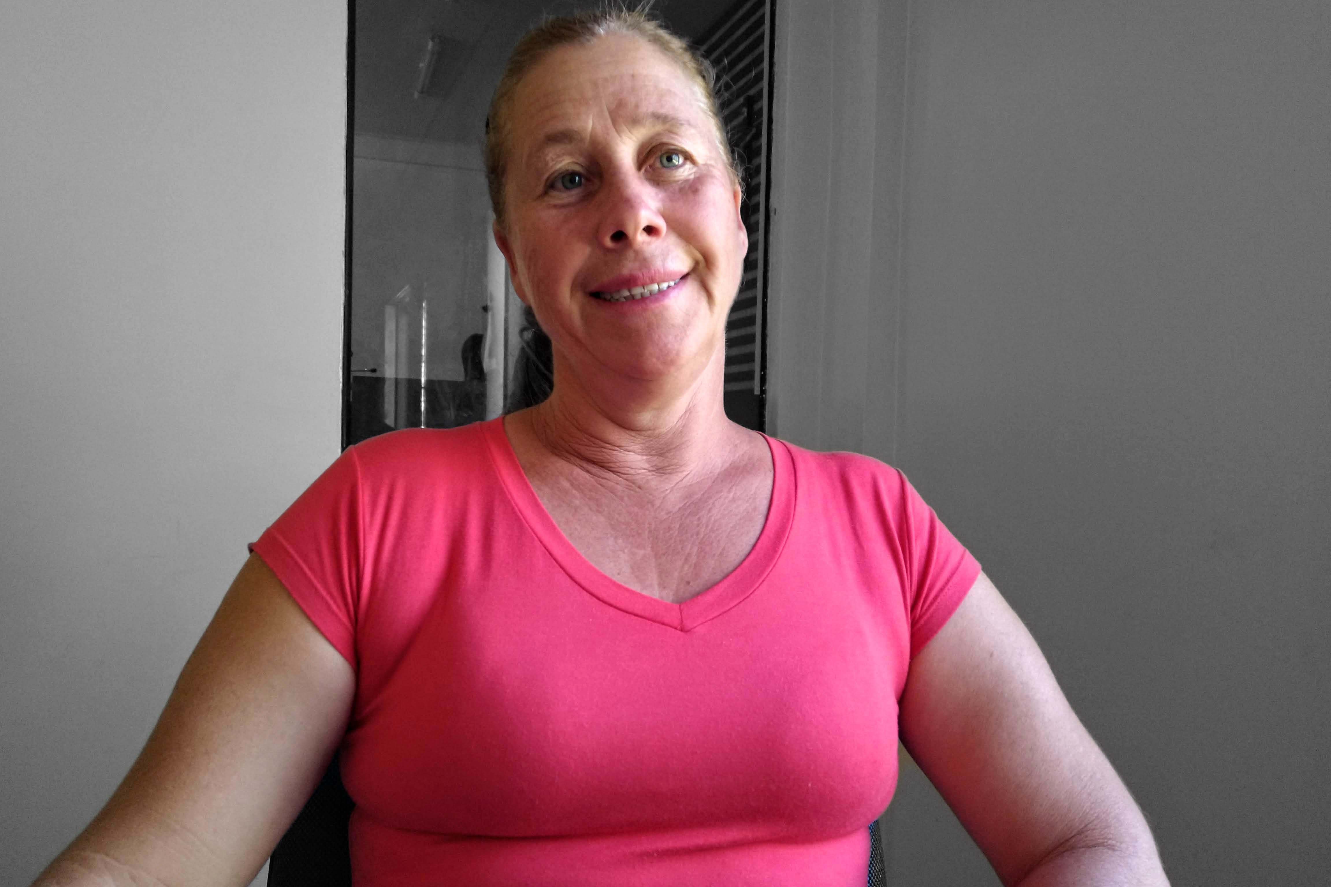 A dona de casa Liberaci do Belém Ochiovi é uma das que receberão em breve sua caixa-d'água
. Foto:Sanepar