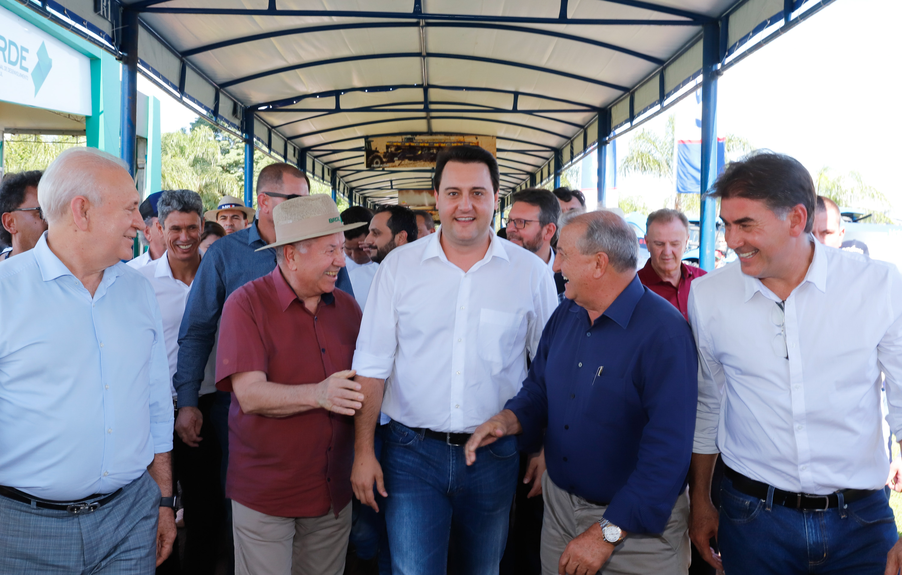 Trevo Cataratas, duplicação na BR-277 e aumento da capacidade de escoamento da Ferroeste vão mudar a realidade de Cascavel e região. Anúncios foram feitos nesta quarta-feira (05) no Show Rural Coopavel.
Foto: Rodrigo Felix Leal