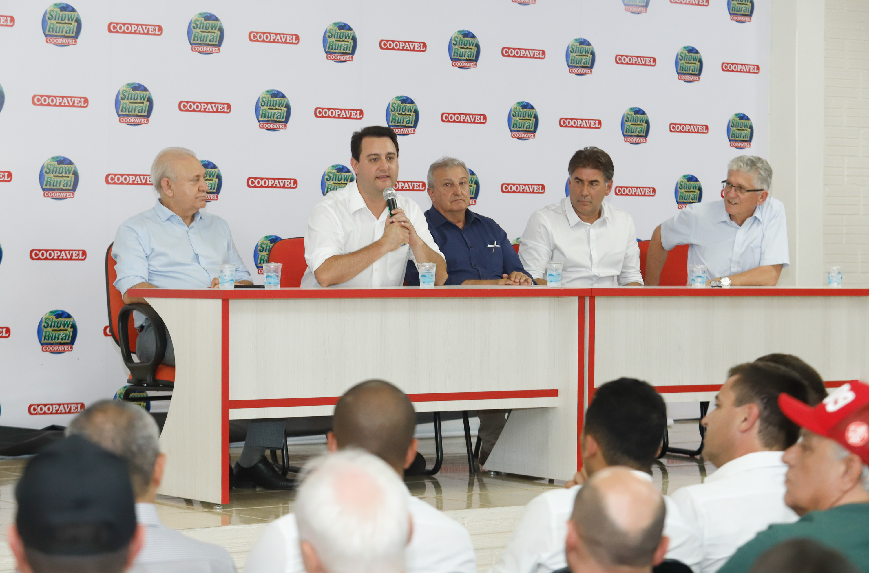 Trevo Cataratas, duplicação na BR-277 e aumento da capacidade de escoamento da Ferroeste vão mudar a realidade de Cascavel e região. Anúncios foram feitos nesta quarta-feira (05) no Show Rural Coopavel.
Foto: Rodrigo Felix Leal