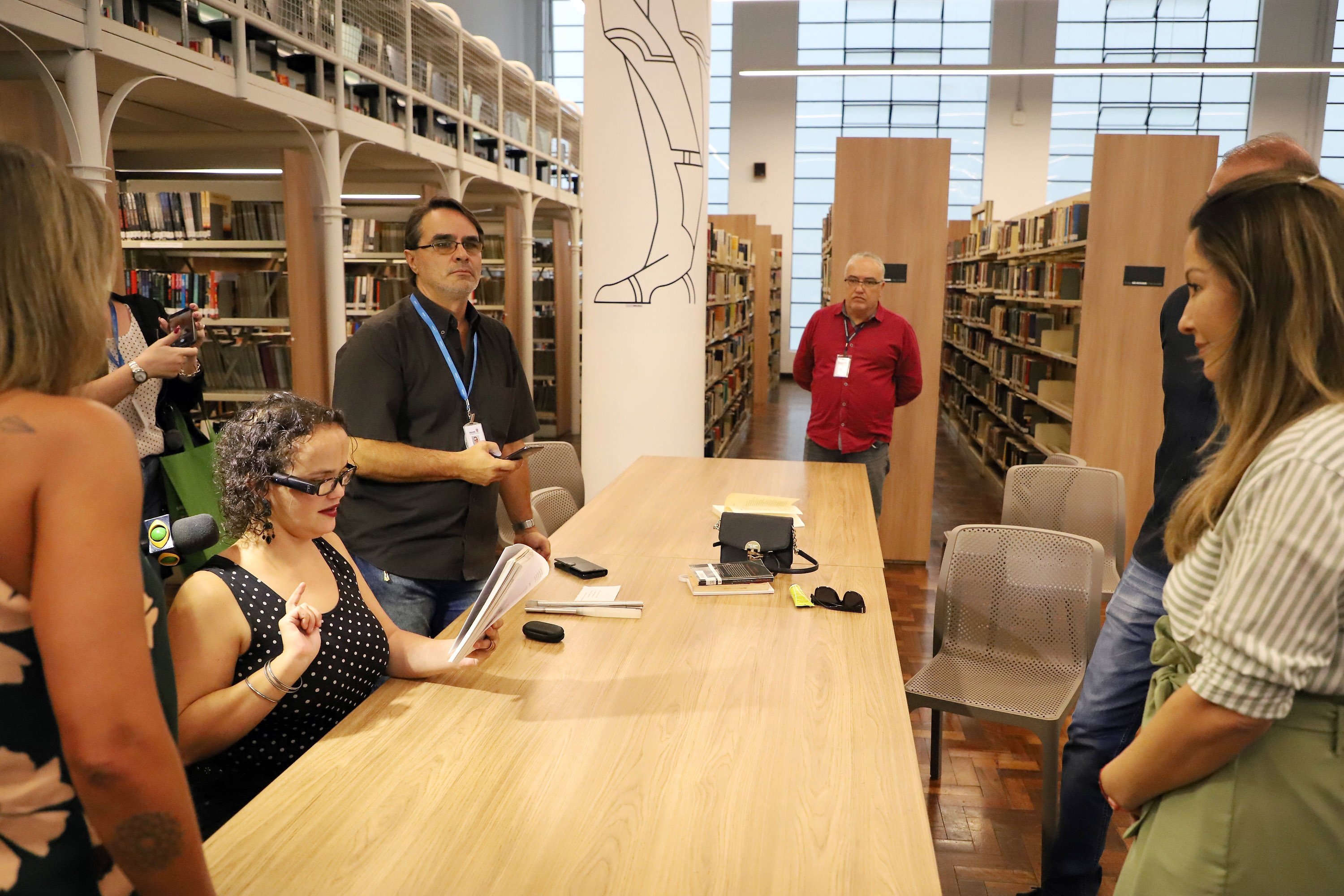 A Biblioteca Pública do Paraná (BPP) recebe nesta terça-feira (06) a mais moderna tecnologia de visão artificial do mundo, que beneficiará cegos e pessoas com visão reduzida