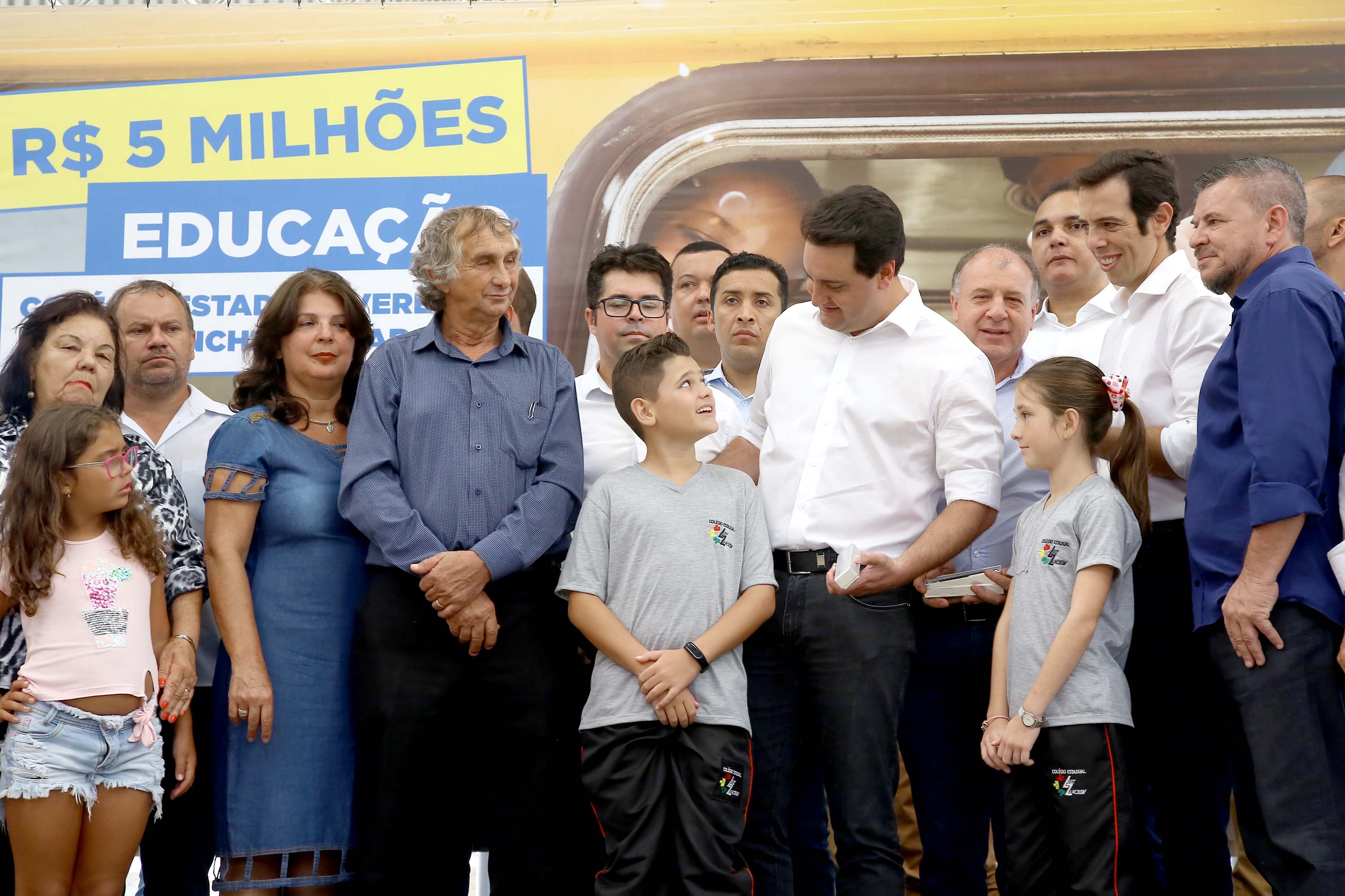 Cerca de 1.100 estudantes do Ensino Fundamental e Ensino Médio, de Sarandi, Noroeste do Paraná, são beneficiados com a nova estrutura da Escola Estadual Vereador Luiz Zanchim, inaugurada nesta sexta-feira (14), pelo governador Carlos Massa Ratinho Junior. - Sarandi, 14/02/2020 - Foto: Jaelson Lucas/AEN