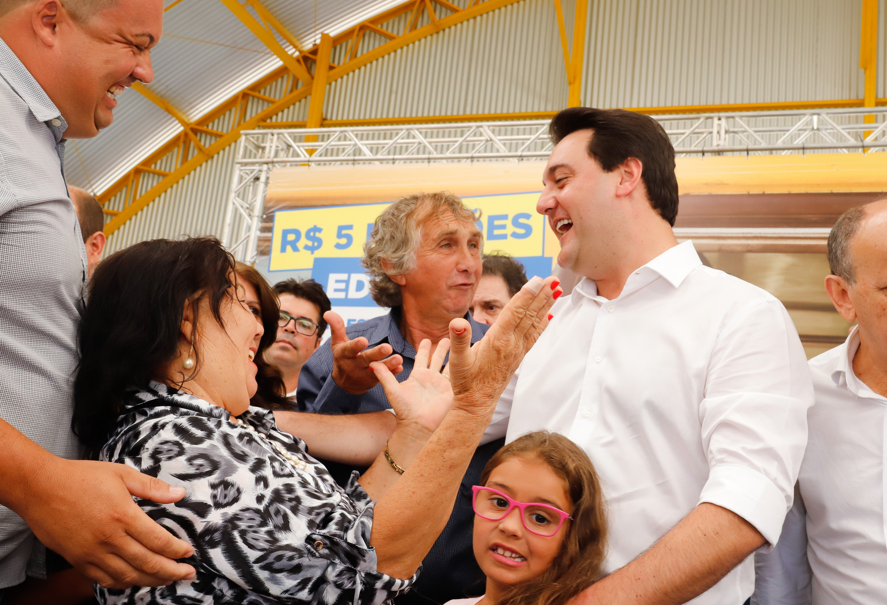 Cerca de 1.100 estudantes do Ensino Fundamental e Ensino Médio, de Sarandi, Noroeste do Paraná, são beneficiados com a nova estrutura da Escola Estadual Vereador Luiz Zanchim, inaugurada nesta sexta-feira (14), pelo governador Carlos Massa Ratinho Junior. - Sarandi, 14/02/2020 - Foto: Rodrigo Félix Leal/AEN