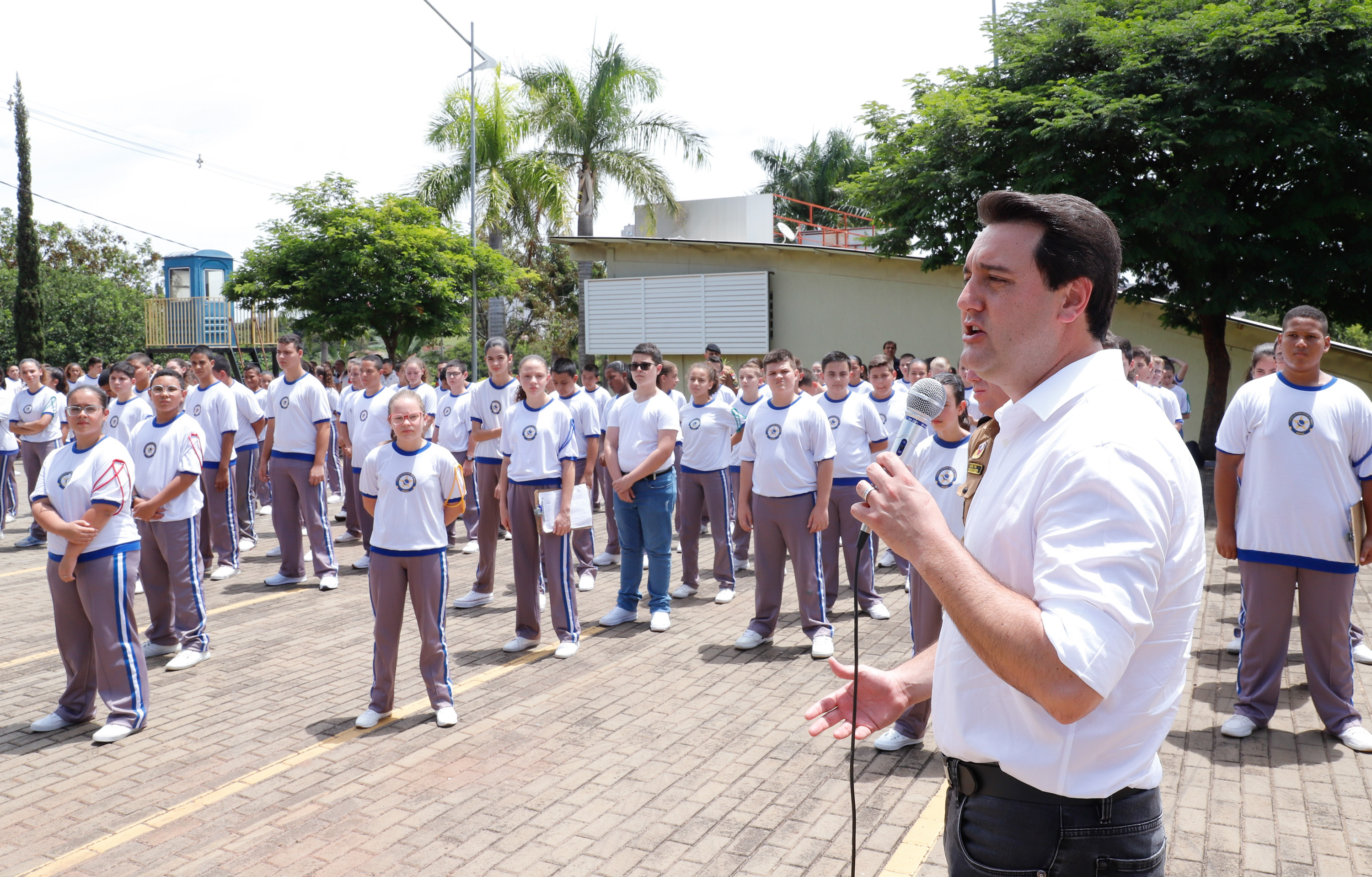 Governador Carlos Massa Ratinho Junior visita o Colégio MIlitar de Maringá - Maringá, 14/02/2020 - Foto: Rodrigo Félix Leal/AEN