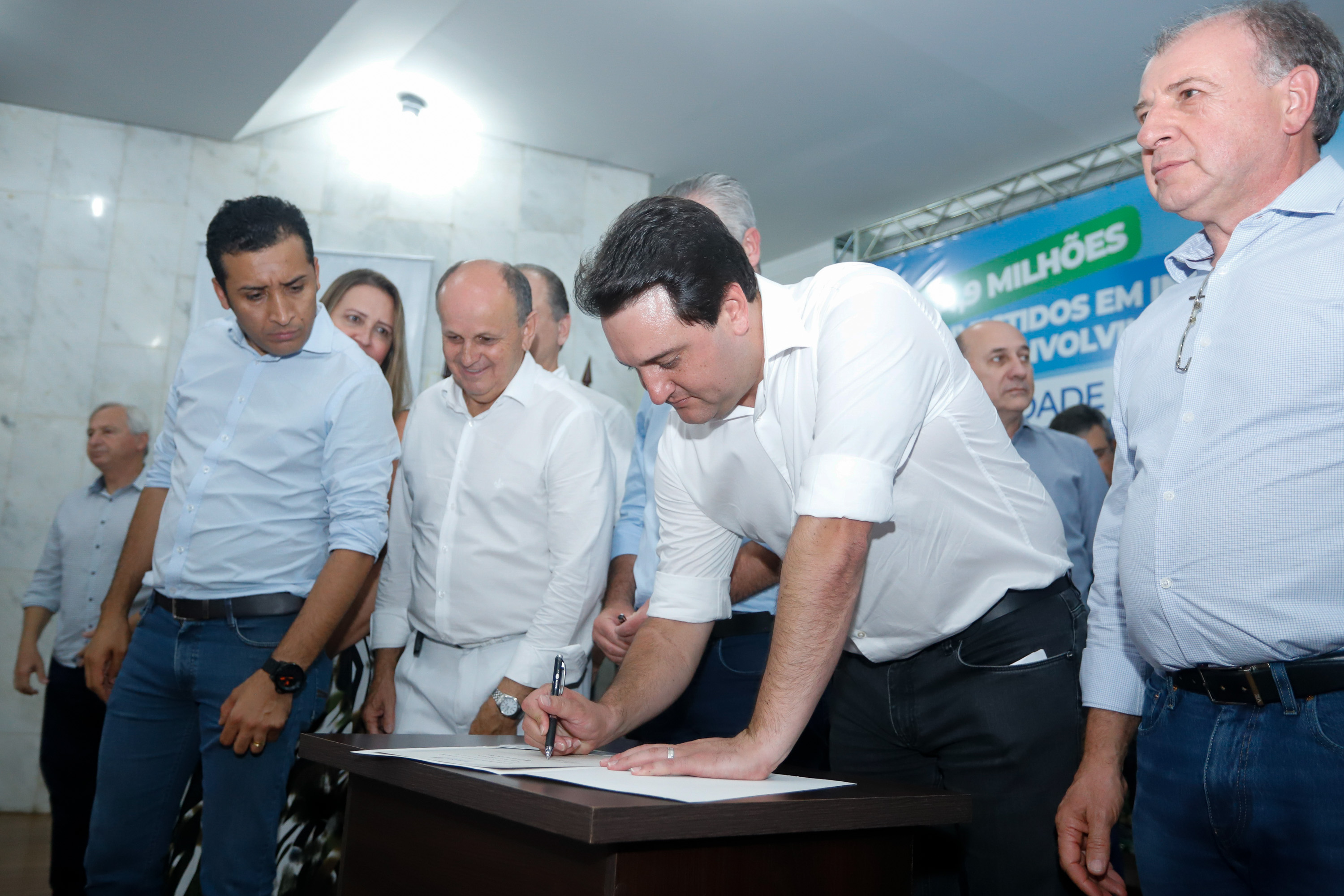 Maringá, no Noroeste do Paraná, vai investir R$ 10 milhões em pavimentação de ruas e avenidas