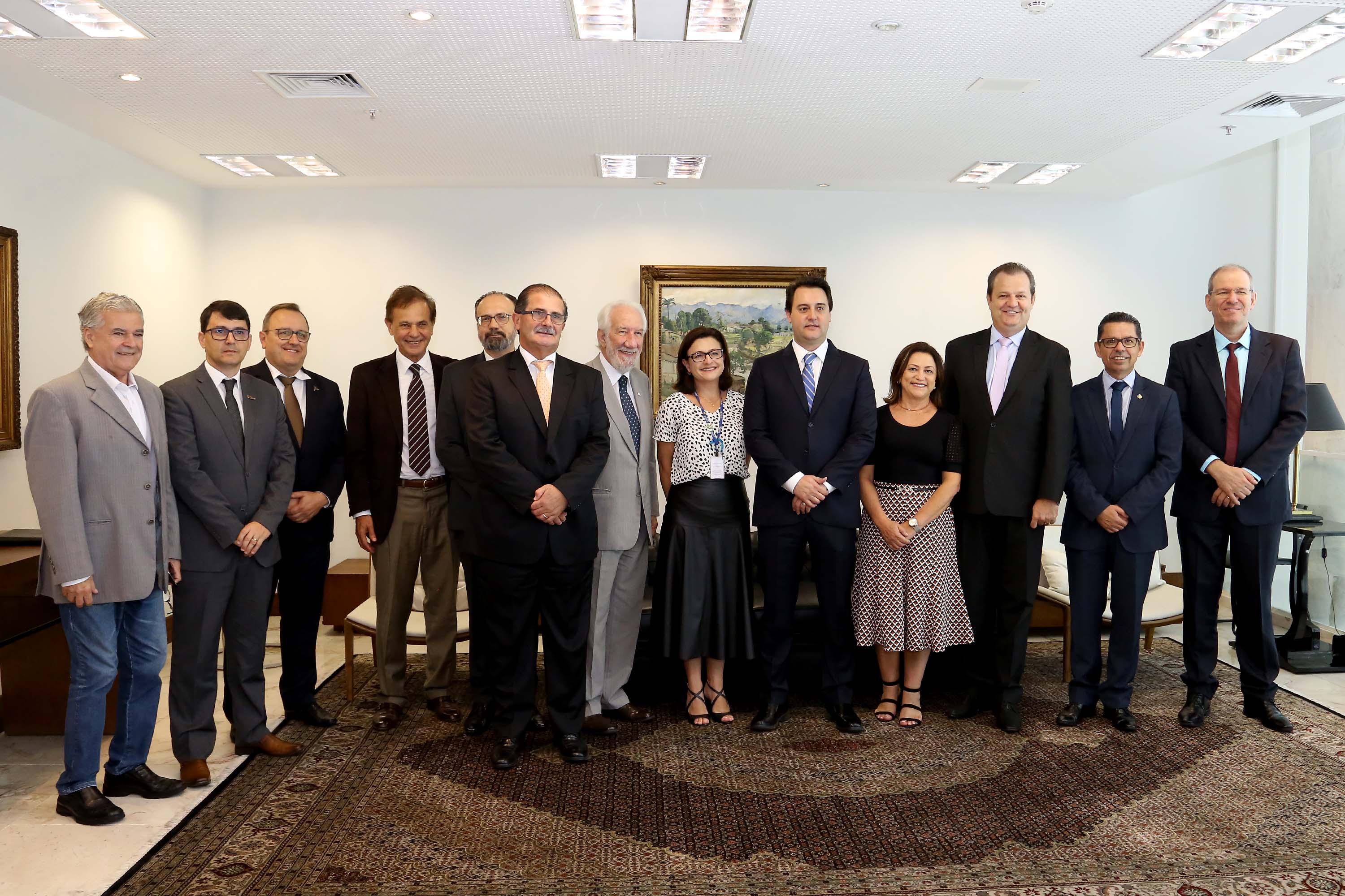 O governador Carlos Massa Ratinho Júnior assinou a autorização para nomeação de 263 professores para as universidades estaduais do Paraná. São profissionais de diversas áreas acadêmicas aprovados em concursos públicos realizados em anos anteriores e que ainda não haviam sido chamados. Curitiba,12/03/2020 Foto:Jaelson Lucas / AEN