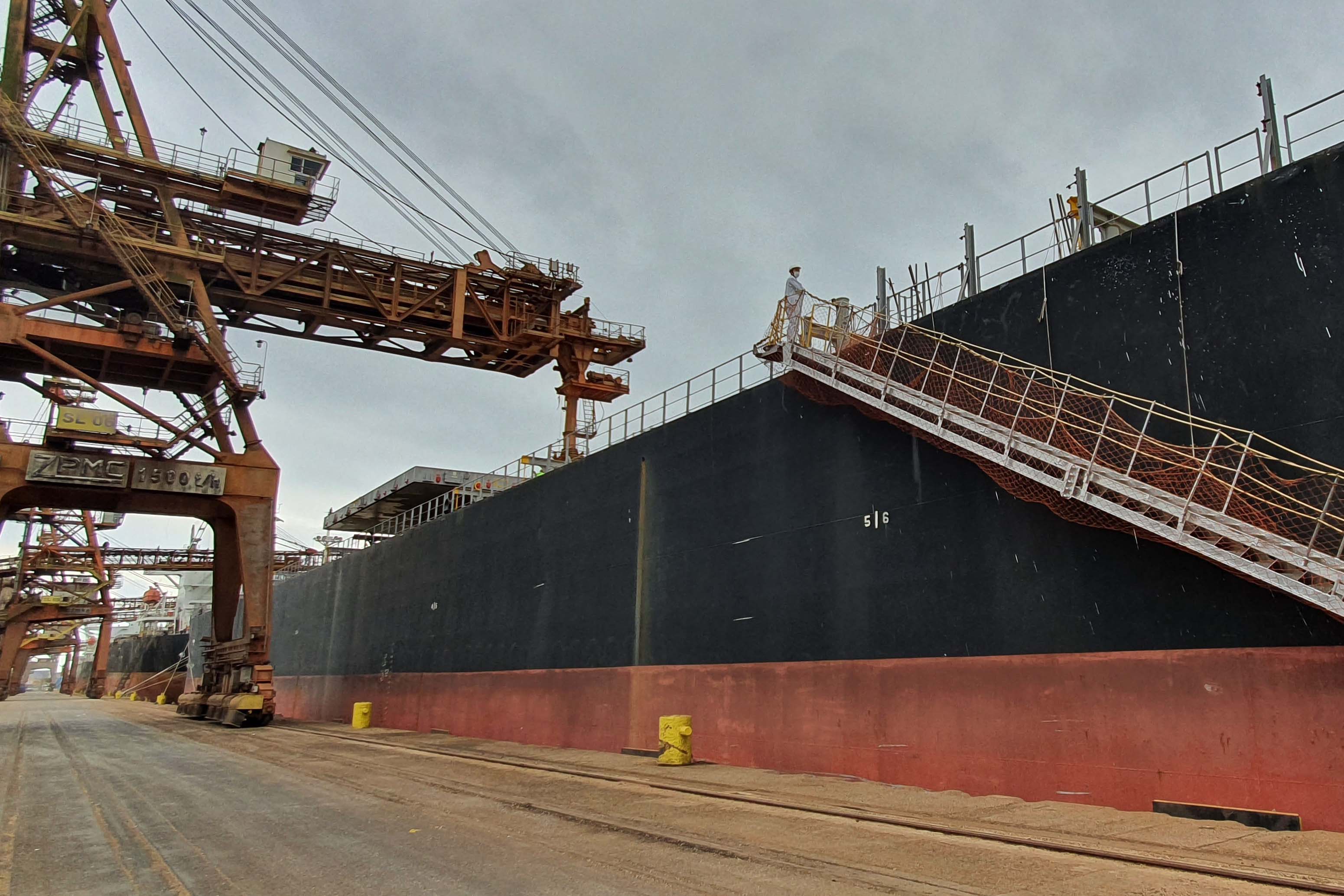 Portos do Paraná garantem segurança em todas as operações. Foto: Najia Furlan