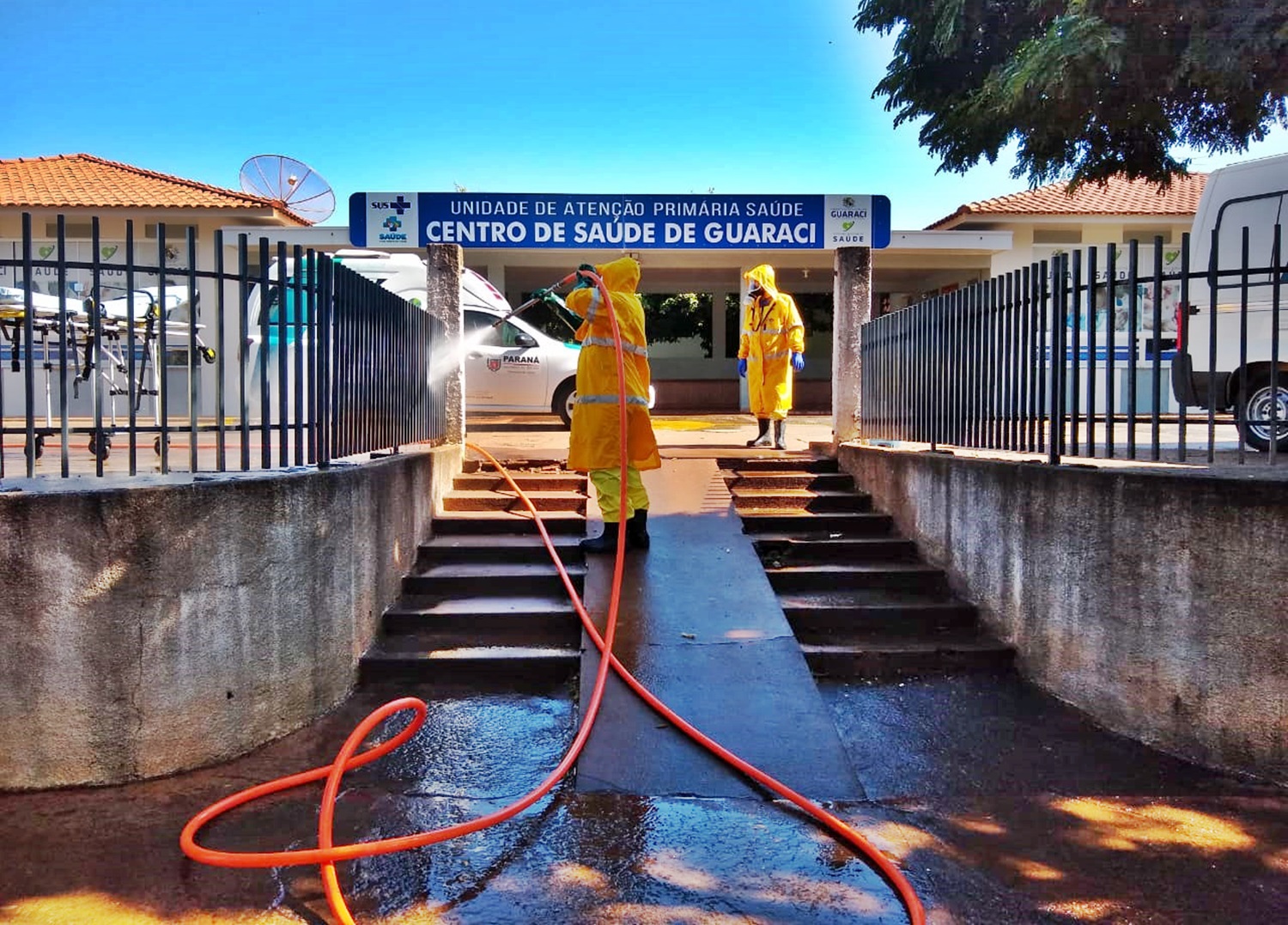 Desinfecção em asilos e hospitais combate coronavírus no Paraná. Foto: Sanrpar