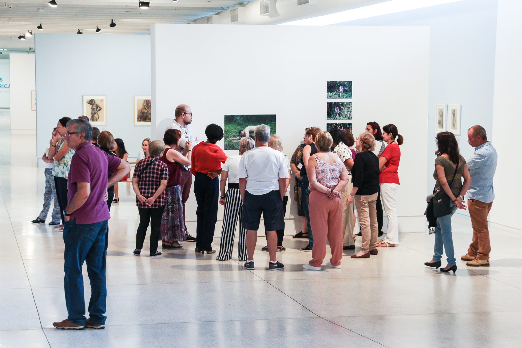 O programa Arte para Maiores, realizado pelo Museu Oscar Niemeyer (MON), de Curitiba, ganhou uma versão virtual para esse período de distanciamento social. As atividades são promovidas pelo setor Educativo do Museu e destinadas especialmente a pessoas com mais de 60 anos.
Foto Maita Franco