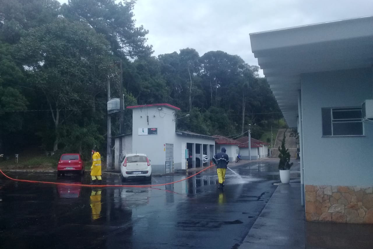 Sanepar continua desinfecção em hospitais e asilos. Foto: Sanepar