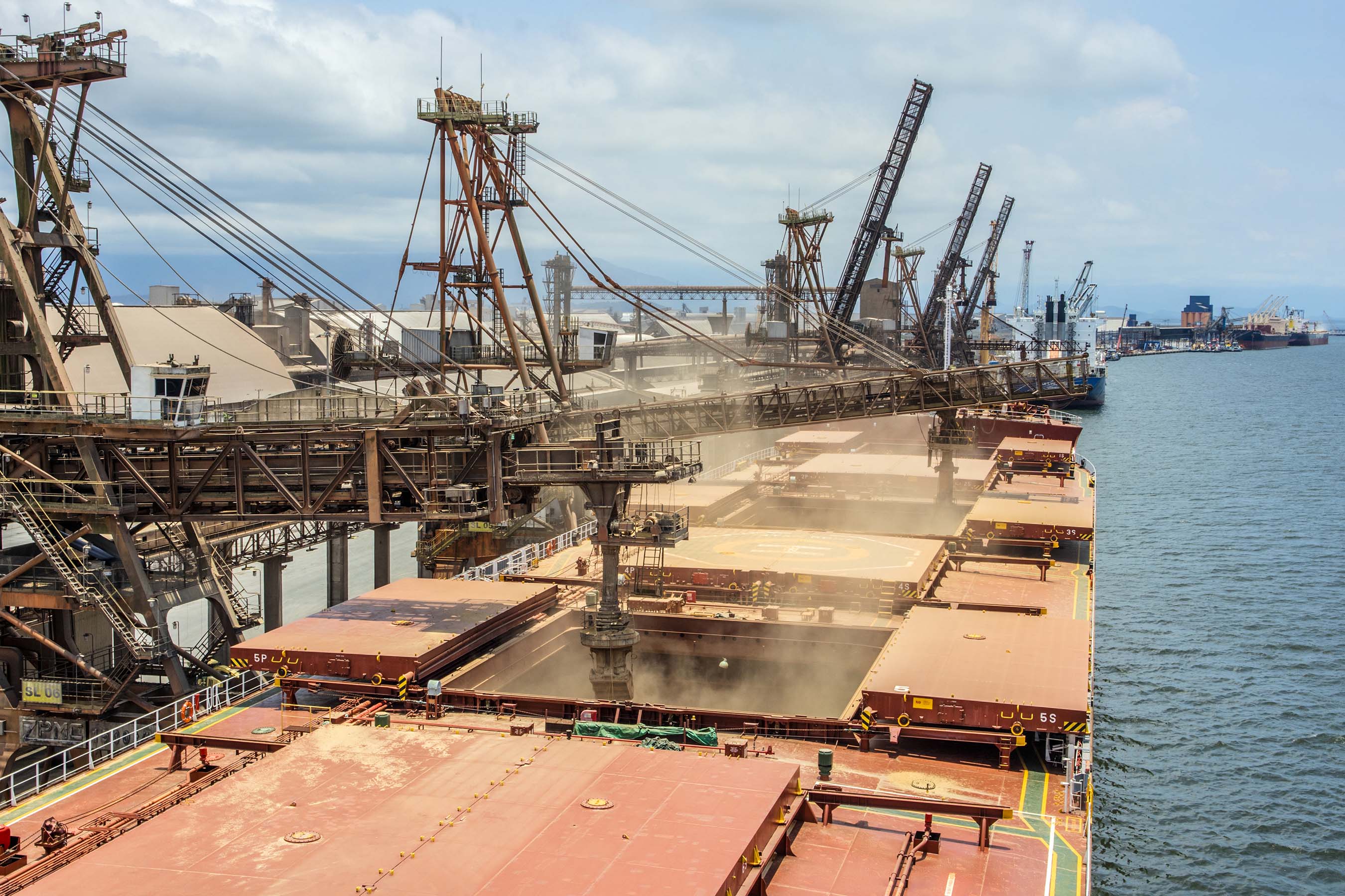 Produtividade cresce 20% nos portos do Paraná.Foto: Claudio Neves/Portos do Paraná