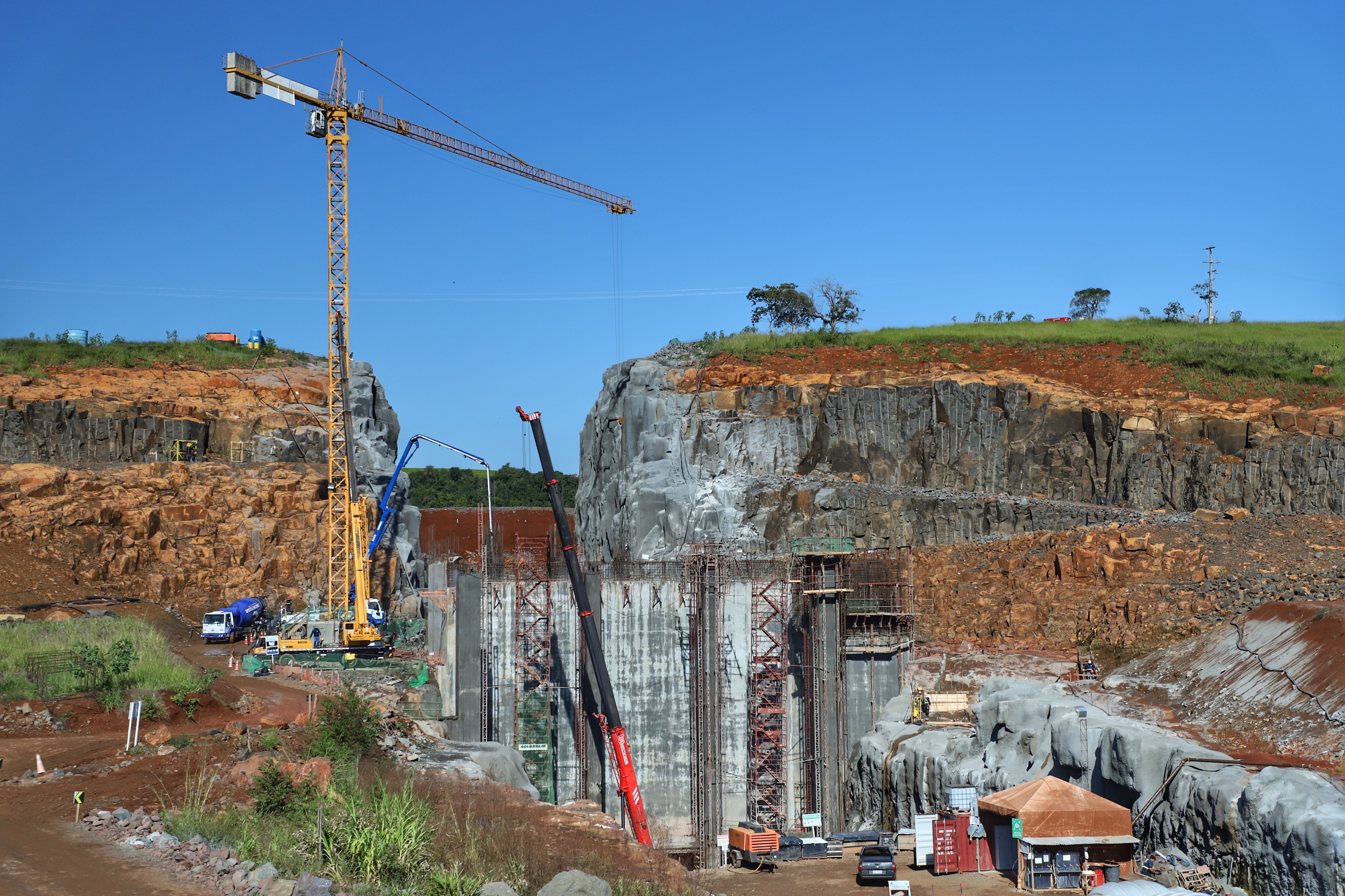 No Sudoeste, outra obra essencial é a PCH Bela Vista, empreendimento que será capaz de gerar 29 MW e reforçará a estrutura de geração e segurança energética da região.