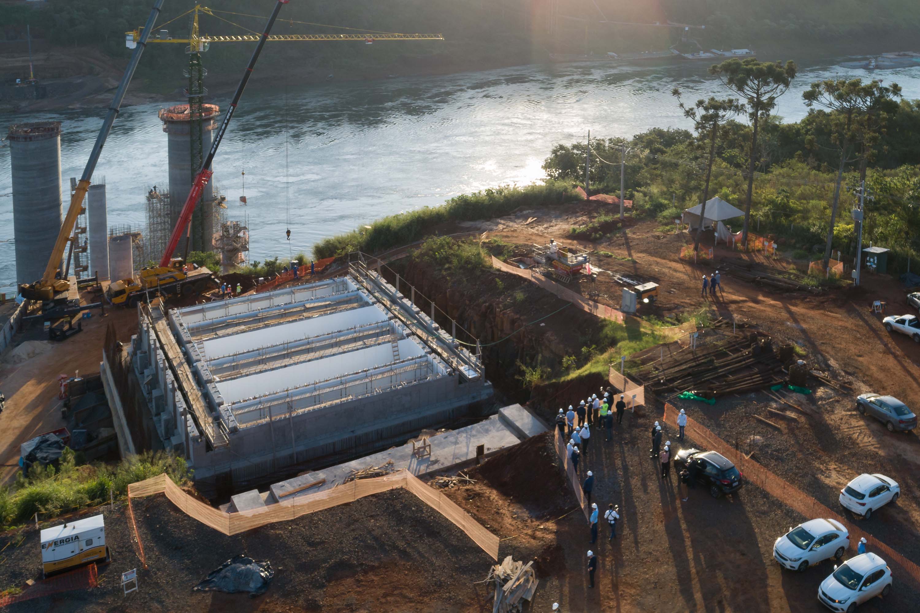 O governador Carlos Massa Ratinho Junior participou nesta quinta-feira (18) de uma reunião com a direção brasileira de Itaipu Binacional, em Foz do Iguaçu, e destacou que a parceria entre o Estado e a hidrelétrica é fundamental para ajudar o Paraná na retomada da economia. Foto:Rubens Fraulini/Itaipu Binacional